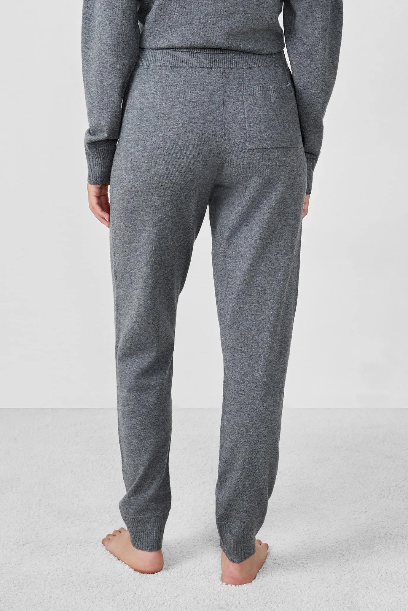 Женские серые брюки GILANE 3