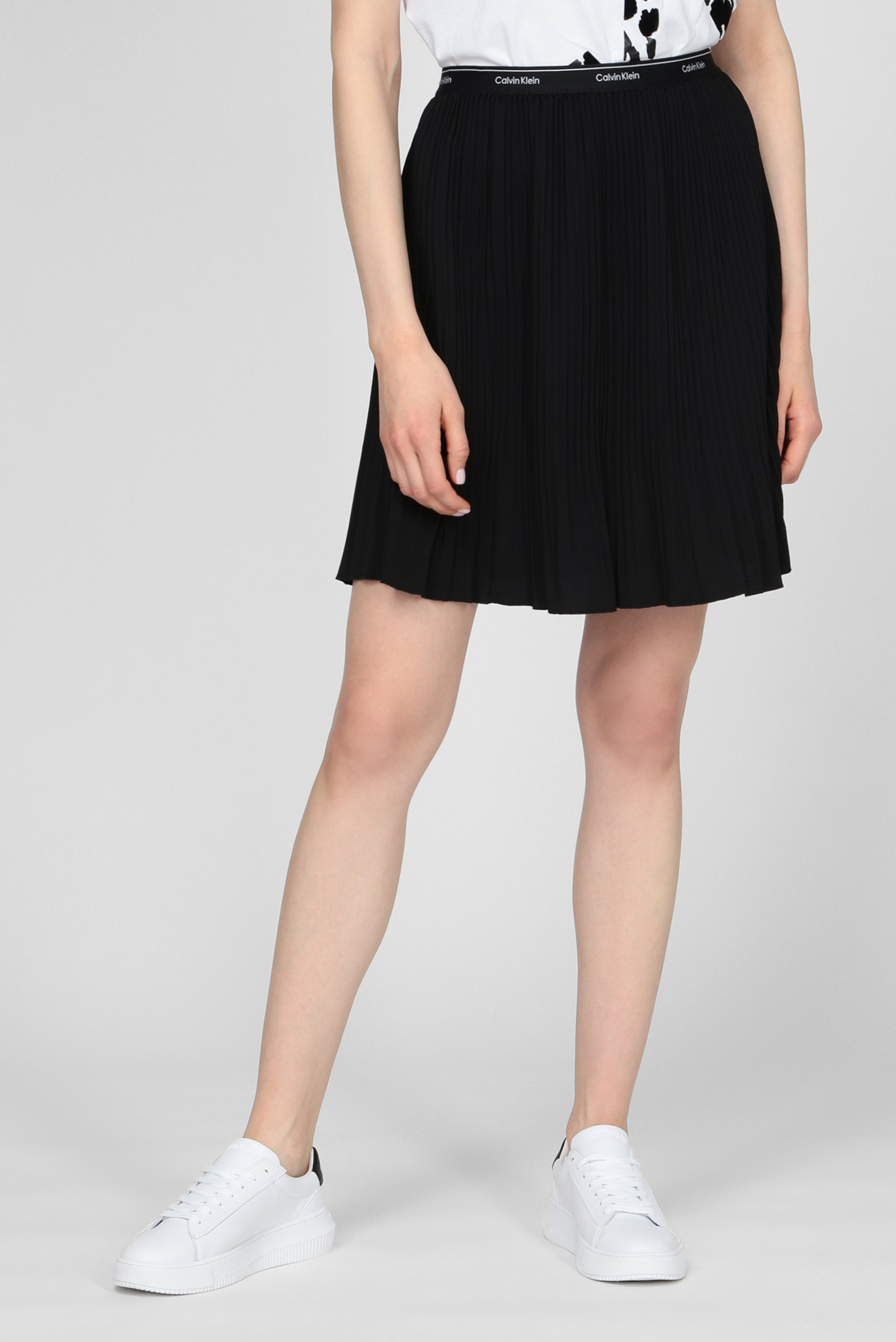 Женская черная плиссированная юбка SHORT MICRO PLEAT SKIRT 1
