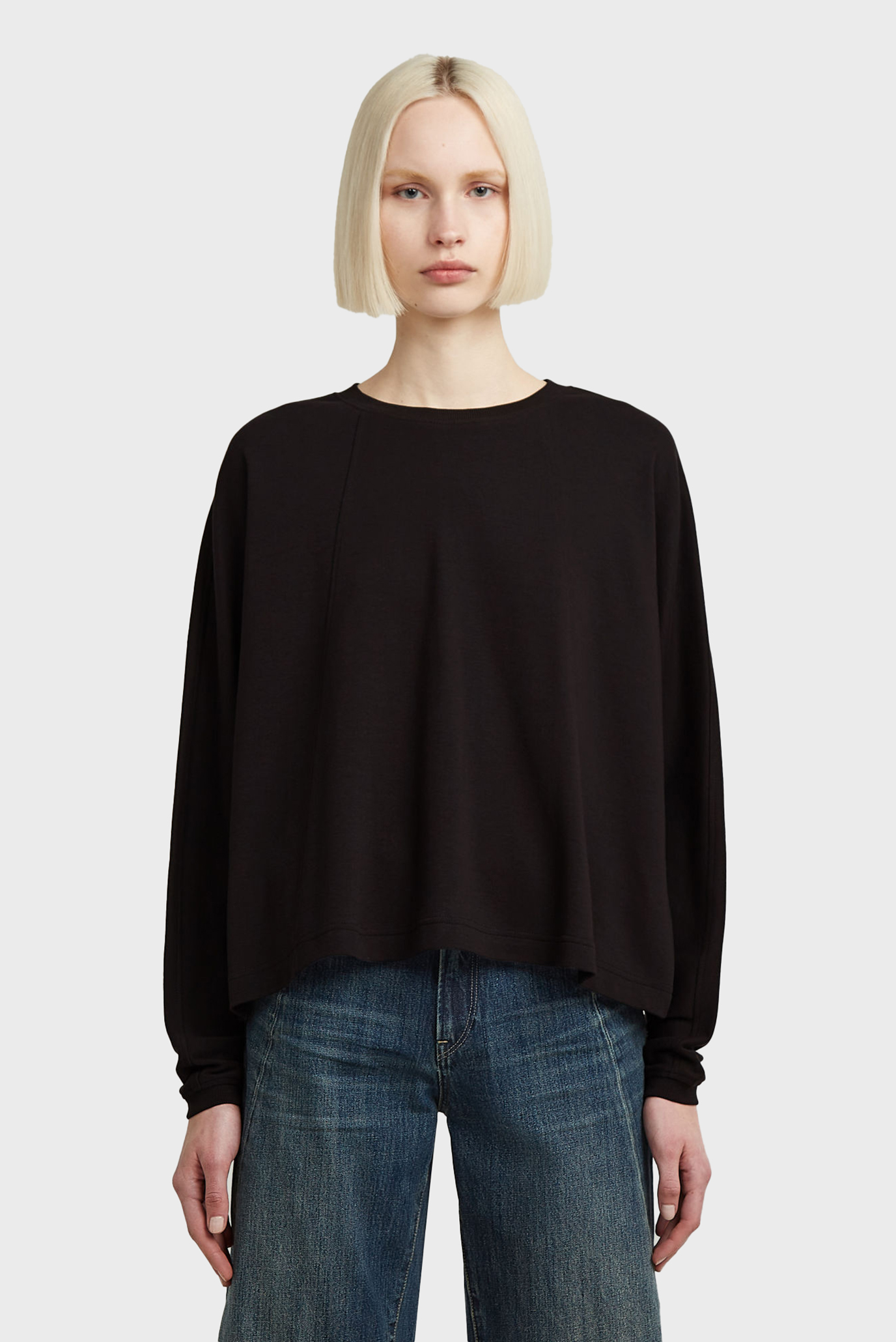 Женский черный лонгслив A line oversized Черный M G-Star RAW D27742,D976 Женский черный лонгслив A line oversized Черный M G-Star RAW D27742,D976