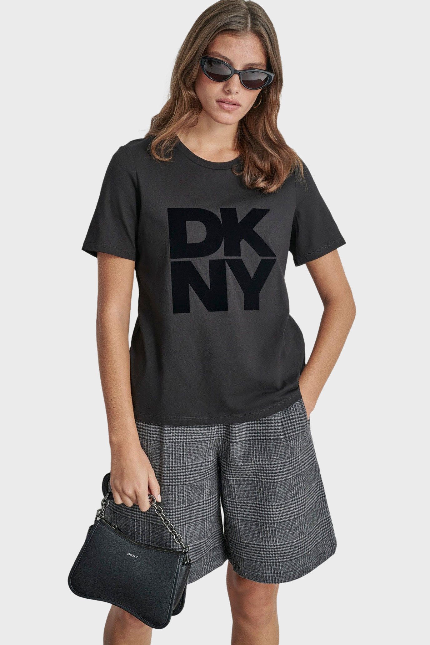 Женская темно-серая футболка Серый S DKNY D2G4A221