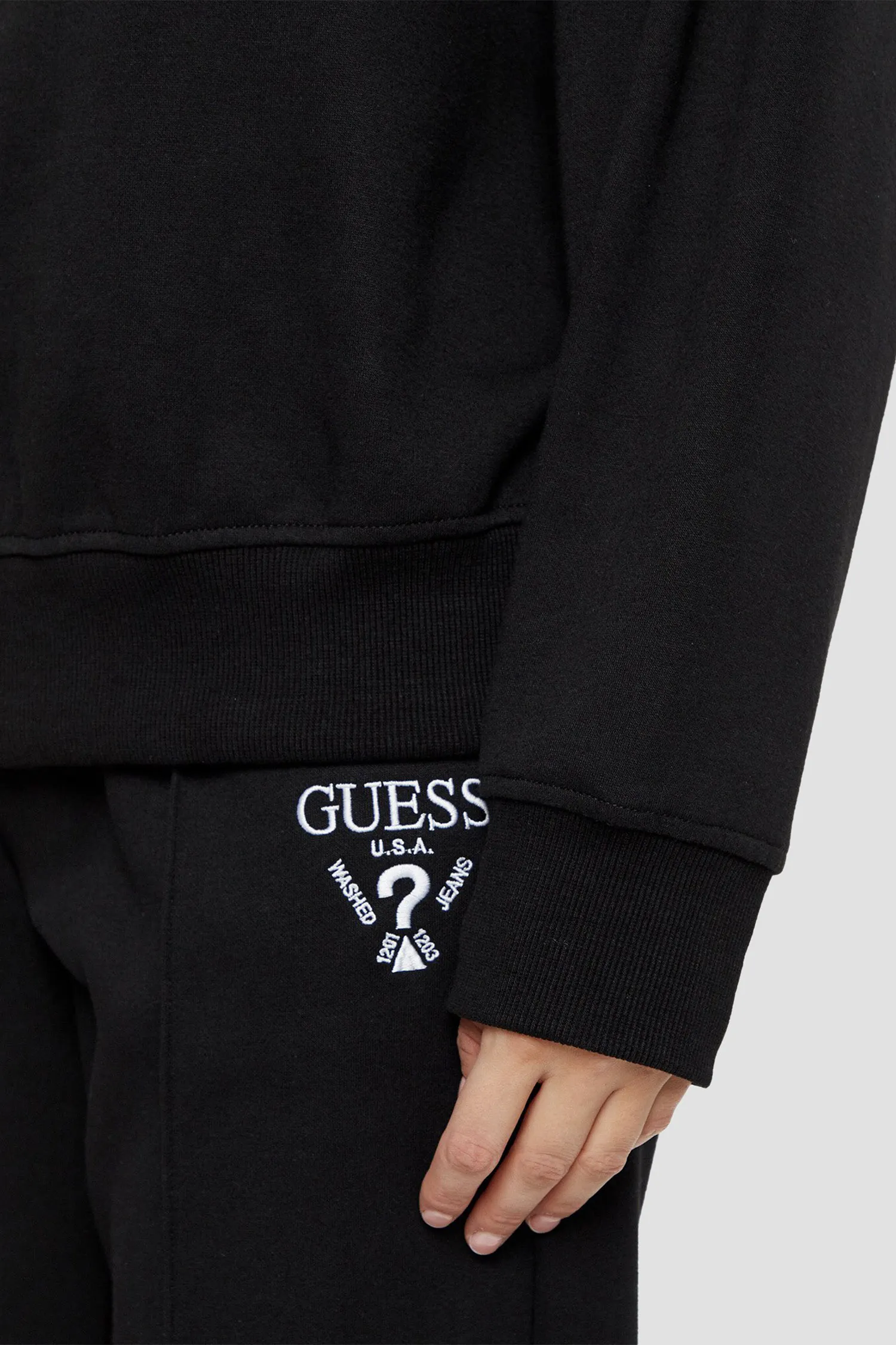 Жіночий чорний світшот 4