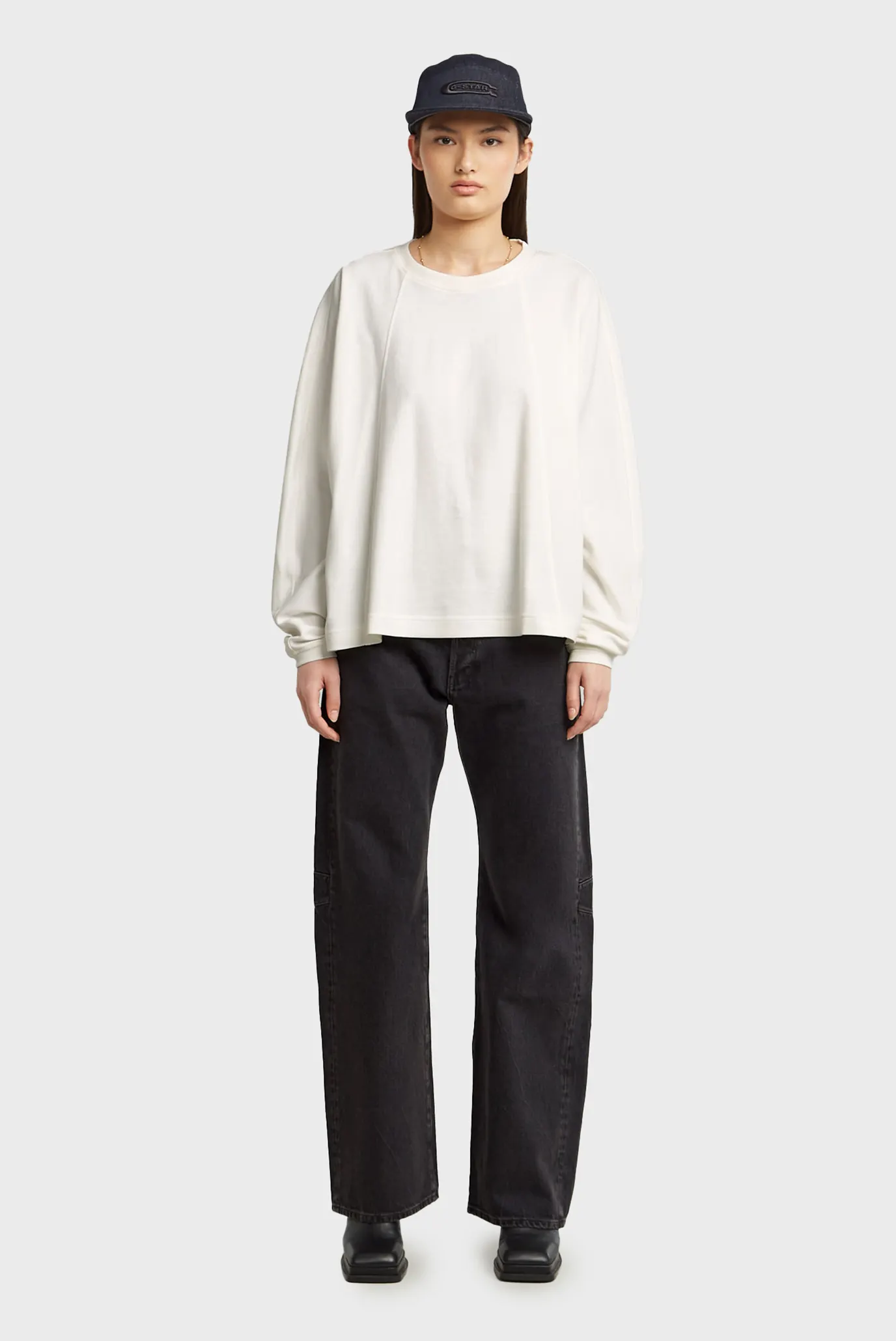 Женский белый лонгслив A line oversized 2