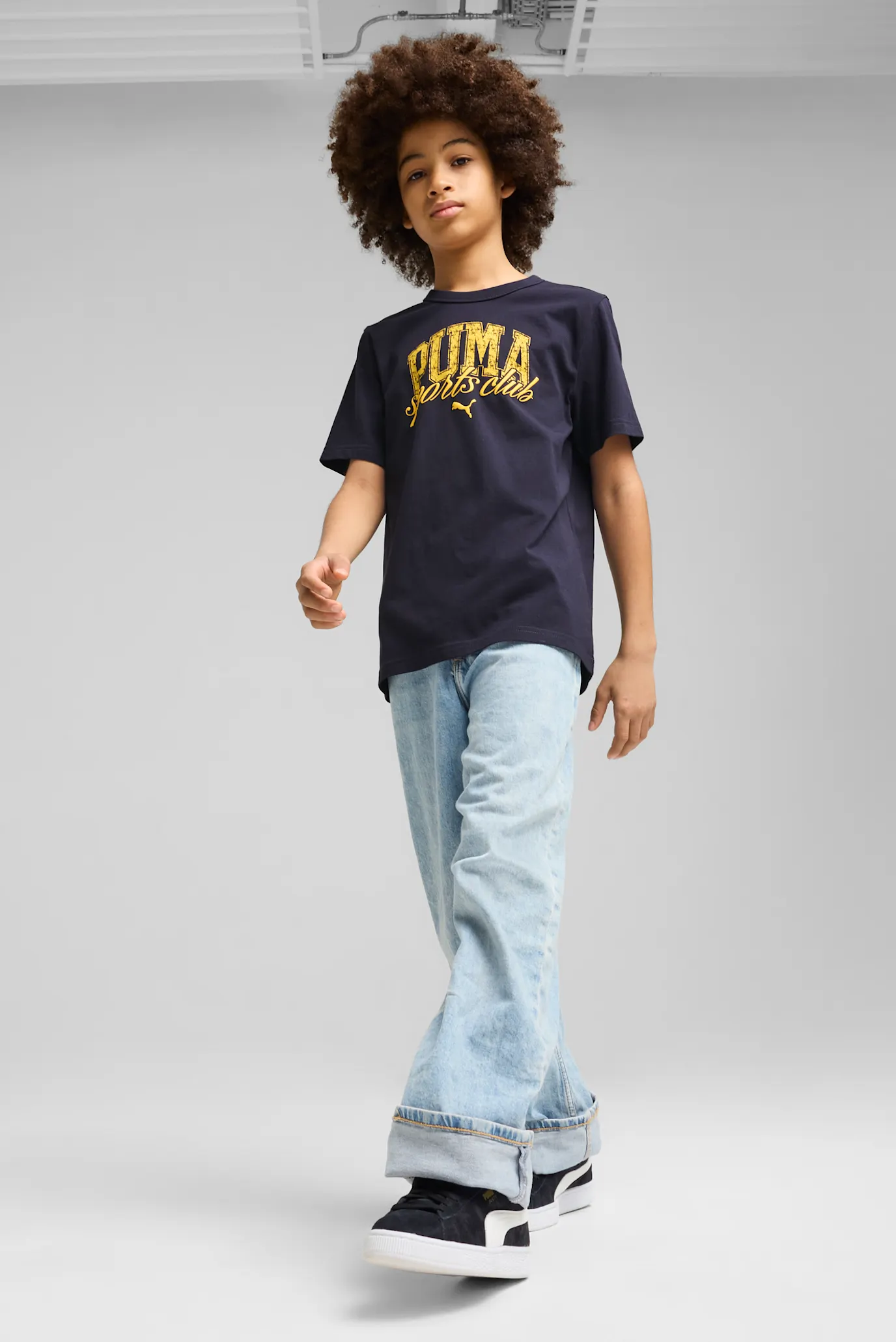 Детская темно-синяя футболка PUMA Class Graphic Tee Youth 2