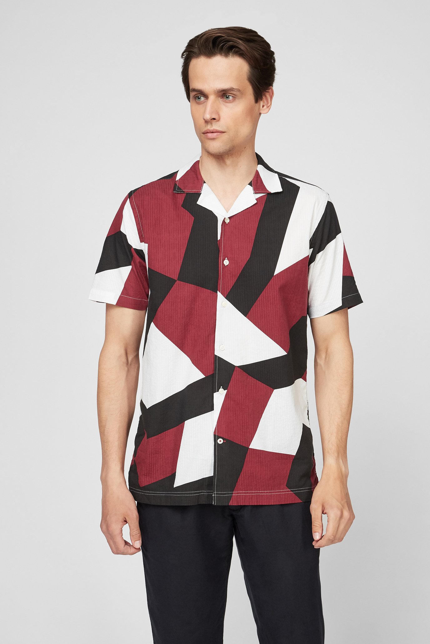 Чоловіча сорочка LARGE GEO FLAG PRINT SHIRT S / S 1