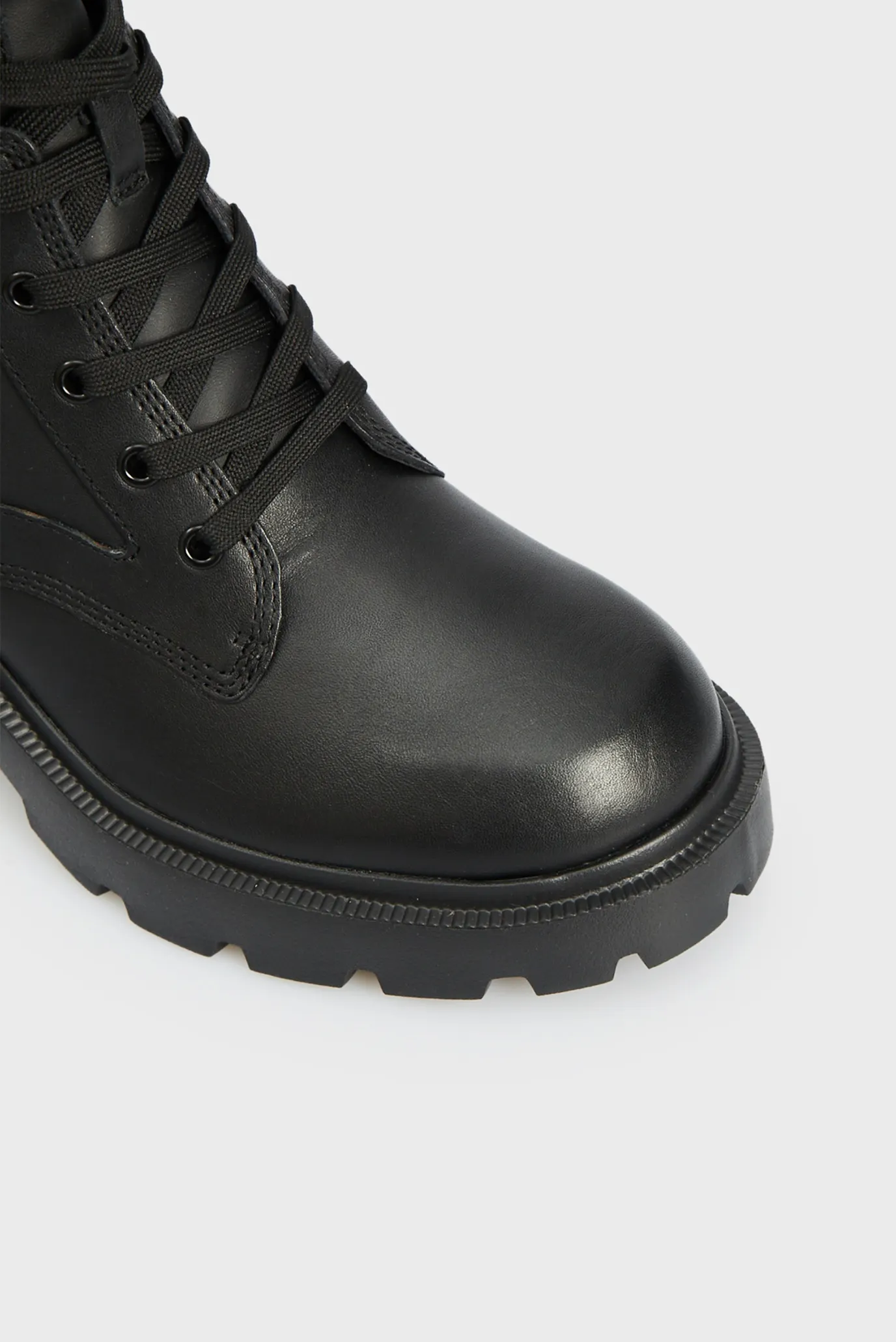 Женские черные кожаные ботильоны TJW MID HEEL BOOT LEATHER 4