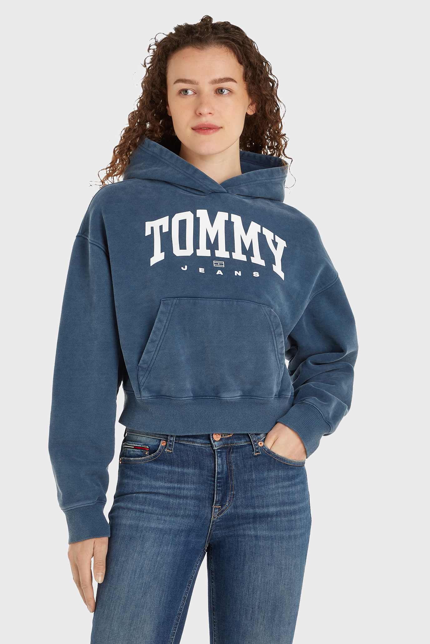Женское темно-синее худи TJW VTG VARSITY 1 Синий S Tommy Jeans DW0DW19291 Женское темно-синее худи TJW VTG VARSITY 1 Синий S Tommy Jeans DW0DW19291