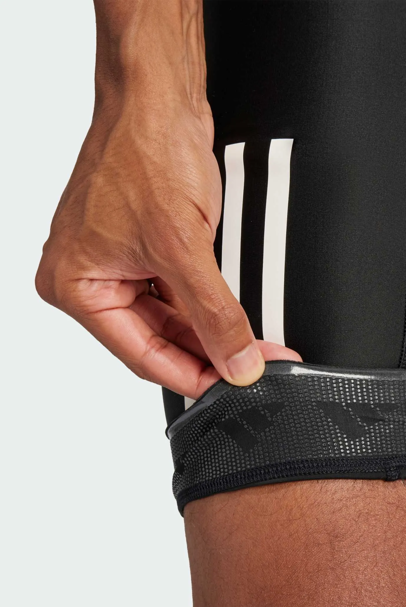 Чоловічі чорні велосипедки Essentials 3-Stripes Padded 4