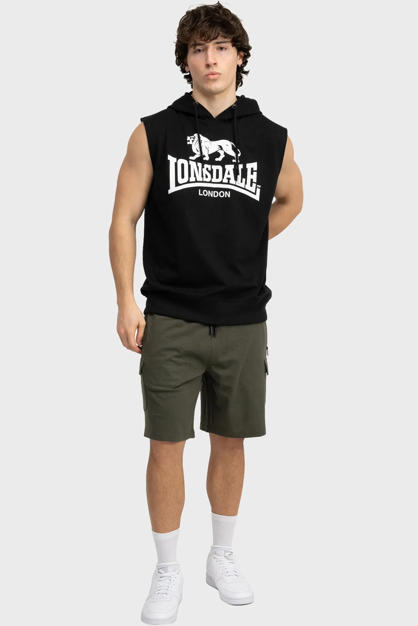 Чоловічі темно-зелені шорти TOTTON 2