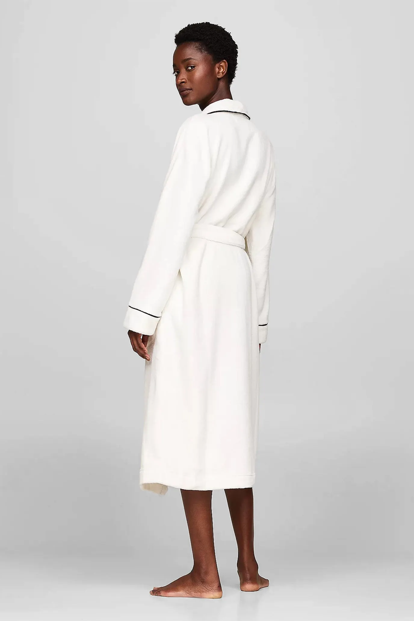 Женский белый халат FLEECE ROBE 2