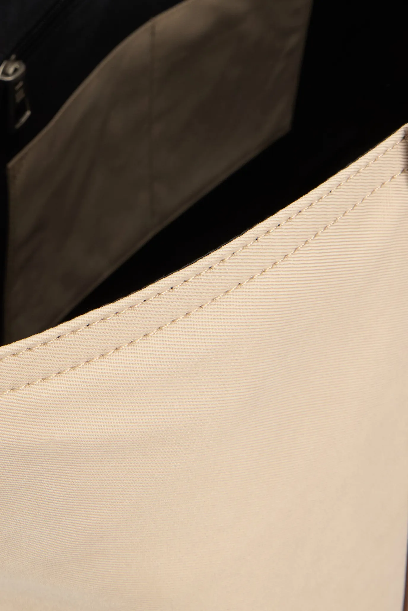 Бежева сумка TH CASUAL TOTE 5