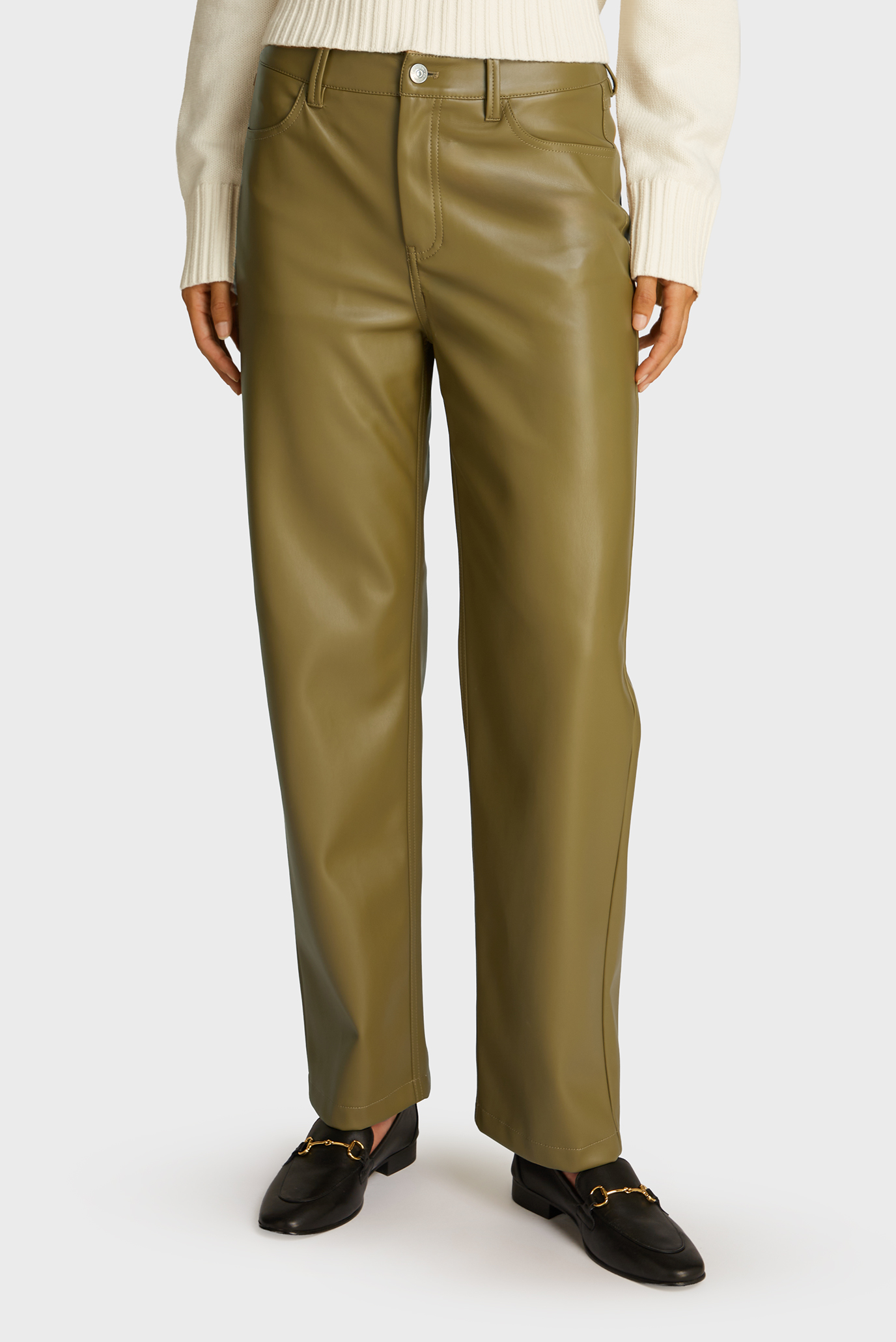 Женские оливковые брюки FAUX LEATHER RELAXED PANT Оливковый 28 Calvin Klein Jeans J20J224867 Женские оливковые брюки FAUX LEATHER RELAXED PANT Оливковый 28 Calvin Klein Jeans J20J224867
