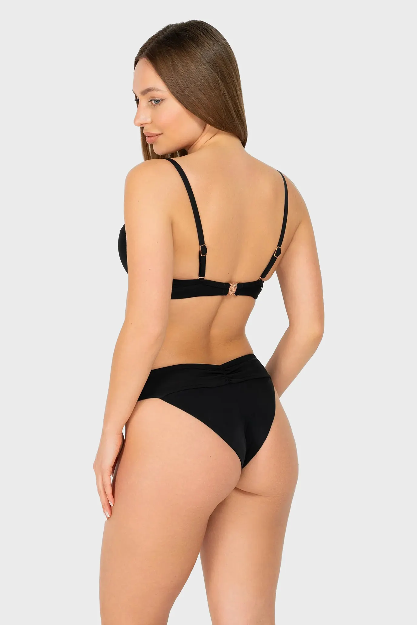 Женский черный купальник 4