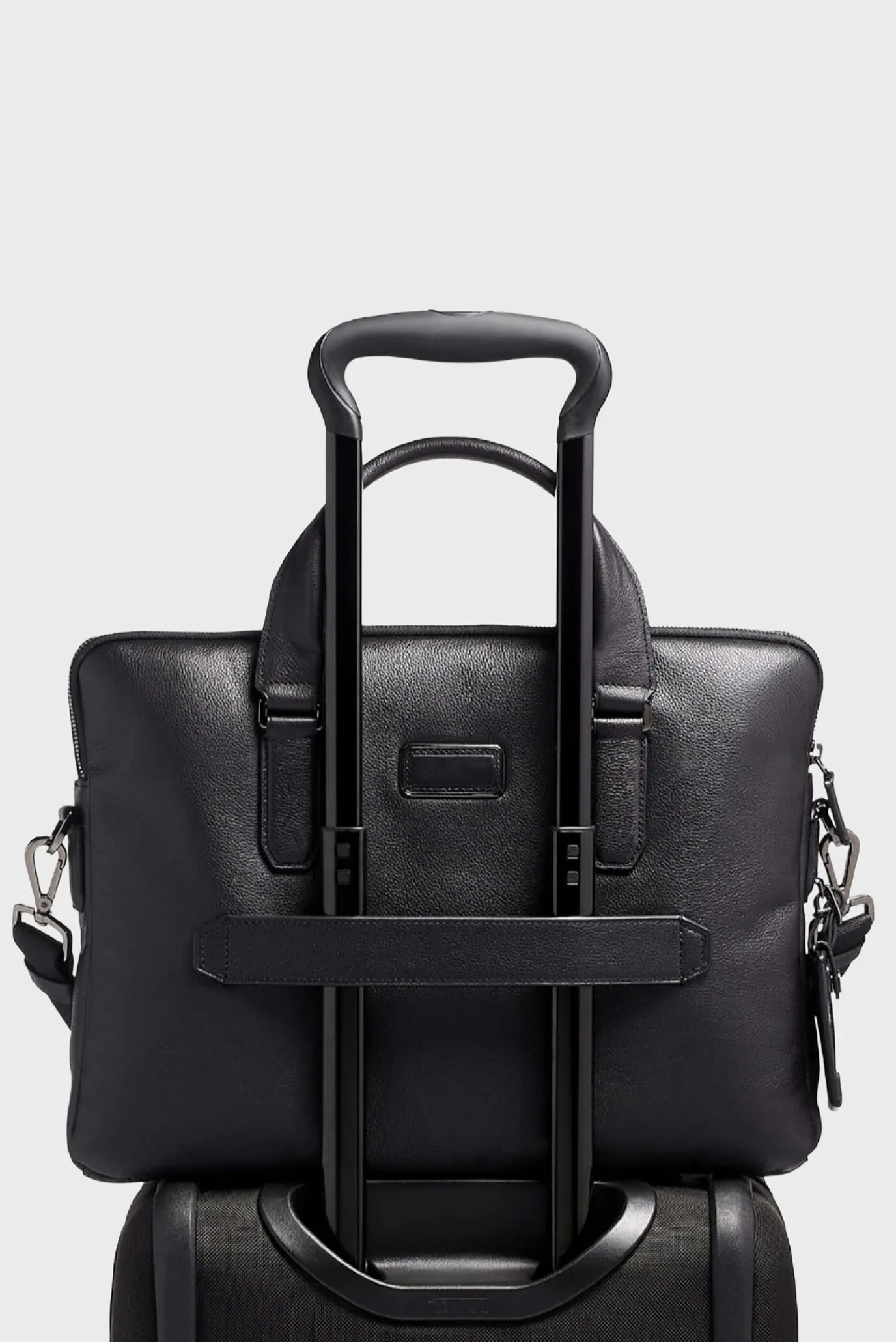 Мужская черная кожаная сумка для ноутбука HARRISON 4