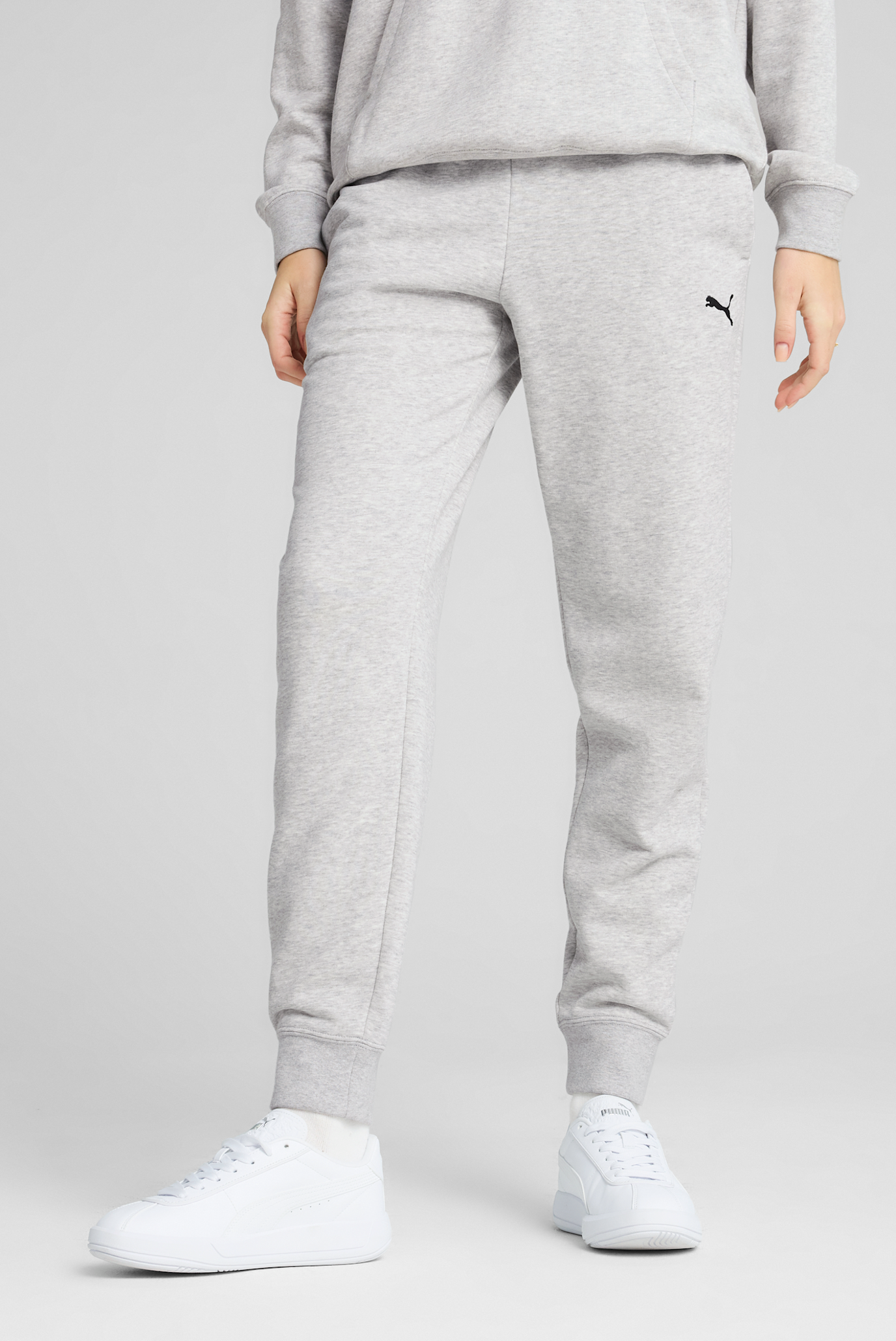 Жіночі світло-сірі спортивні штани Essentials Sweatpants Women 1