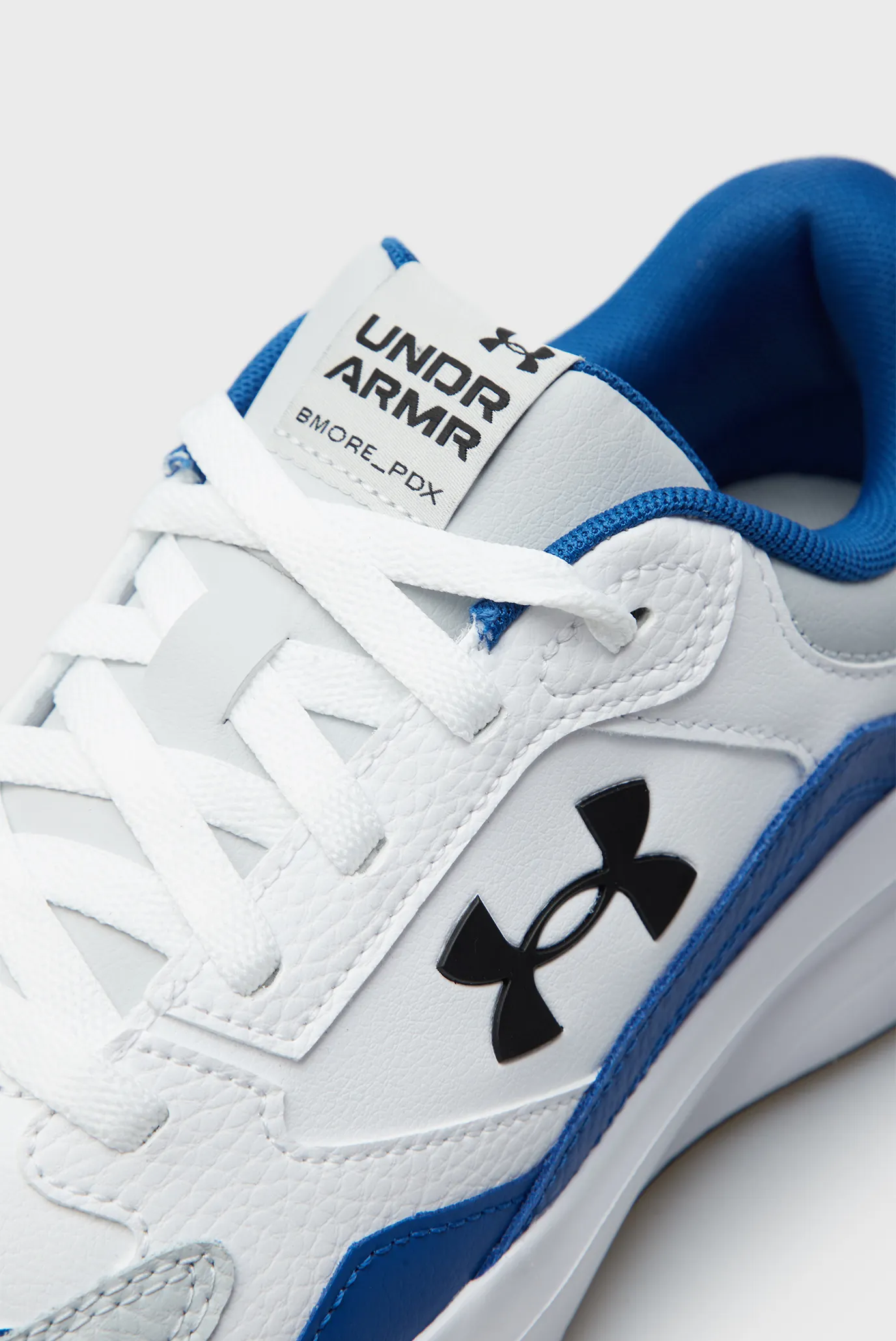 Чоловічі білі кросівки UA Edge LTHR 2