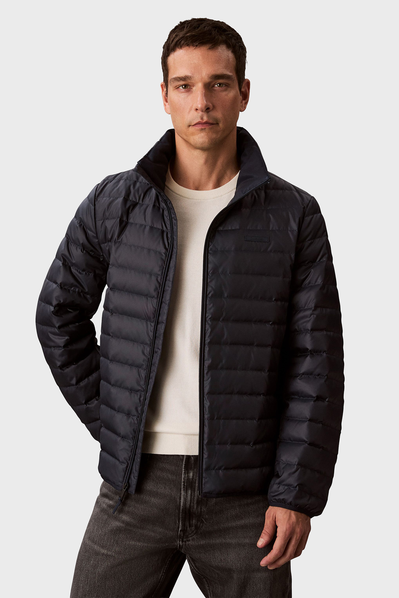 Мужская темно-синяя куртка CHANNELED PUFFER Синий M Calvin Klein LV04LC506G Мужская темно-синяя куртка CHANNELED PUFFER Синий M Calvin Klein LV04LC506G