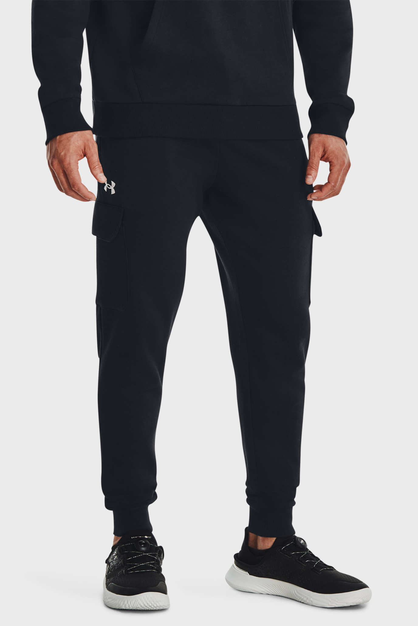 Мужские черные спортивные брюки UA Rival Fleece Cargo Jogger 1