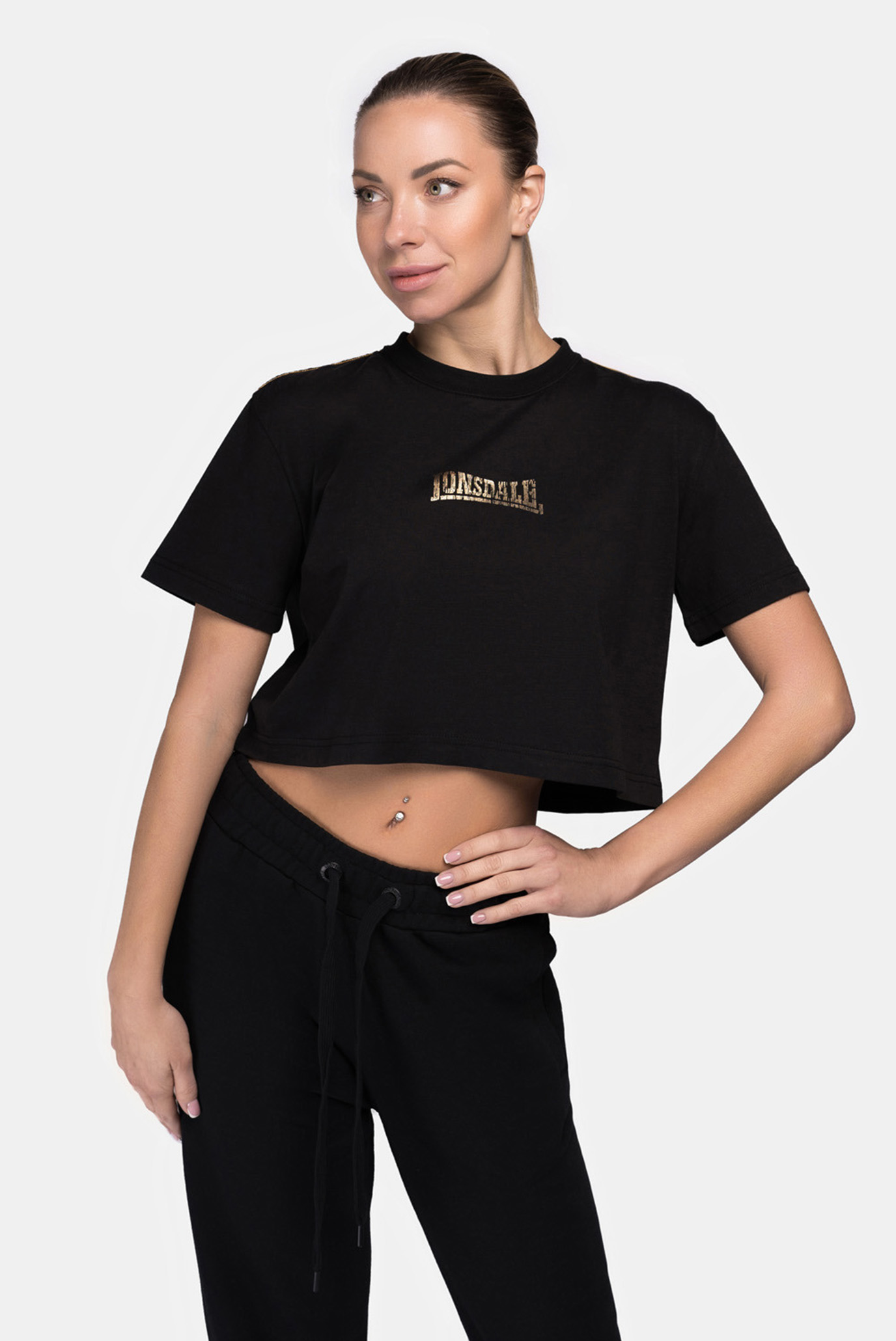 Женская черная футболка AULTBEA 1