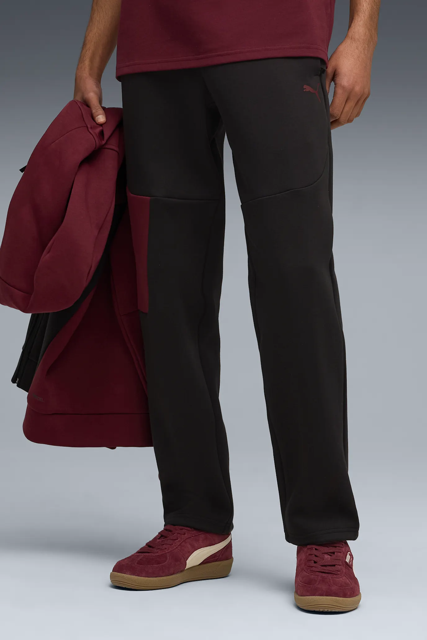 Мужские черные спортивные брюки PUMATECH Track Pants Men 1