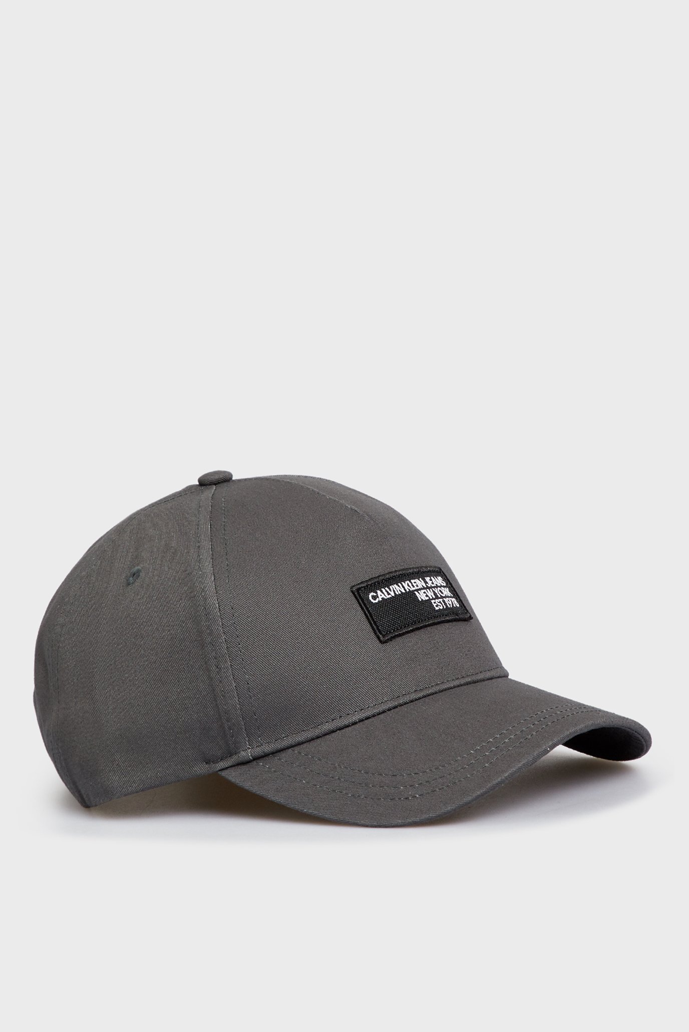 Мужская темно-серая кепка SEASONAL PATCH CAP 1