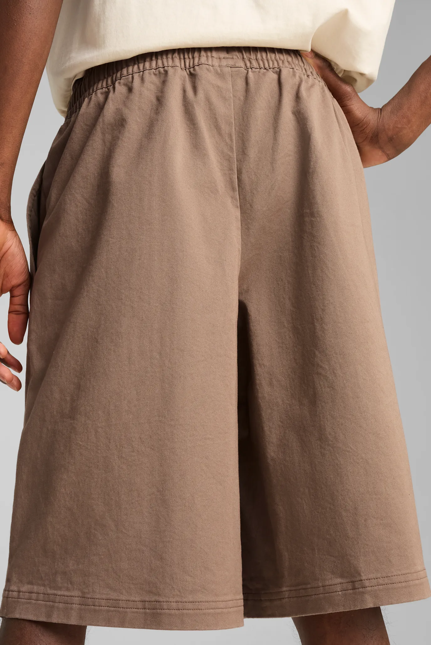 Чоловічі коричневі шорти Wardrobe Essentials Woven Long Line Relaxed 11