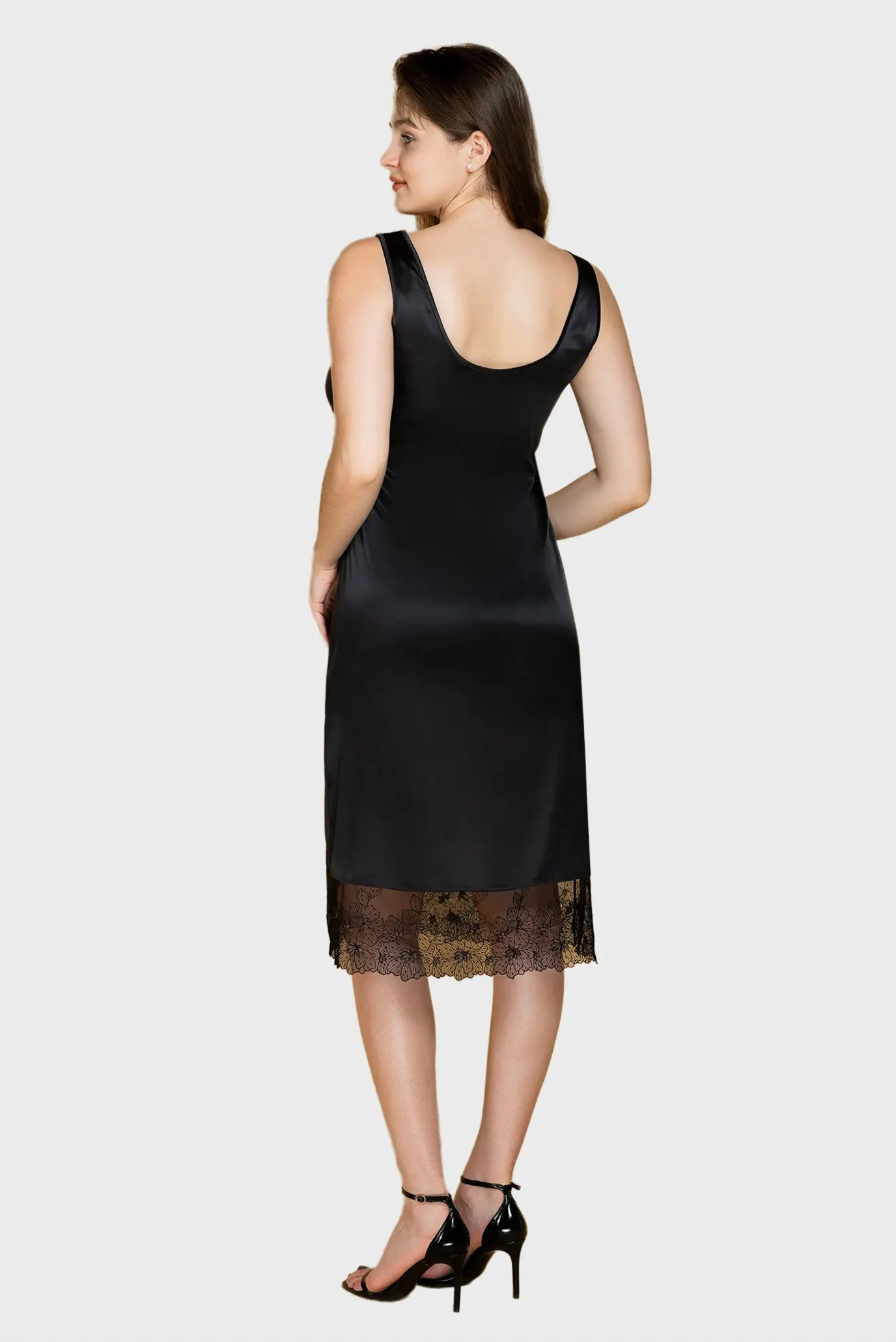 Женская черная ночная рубашка 2