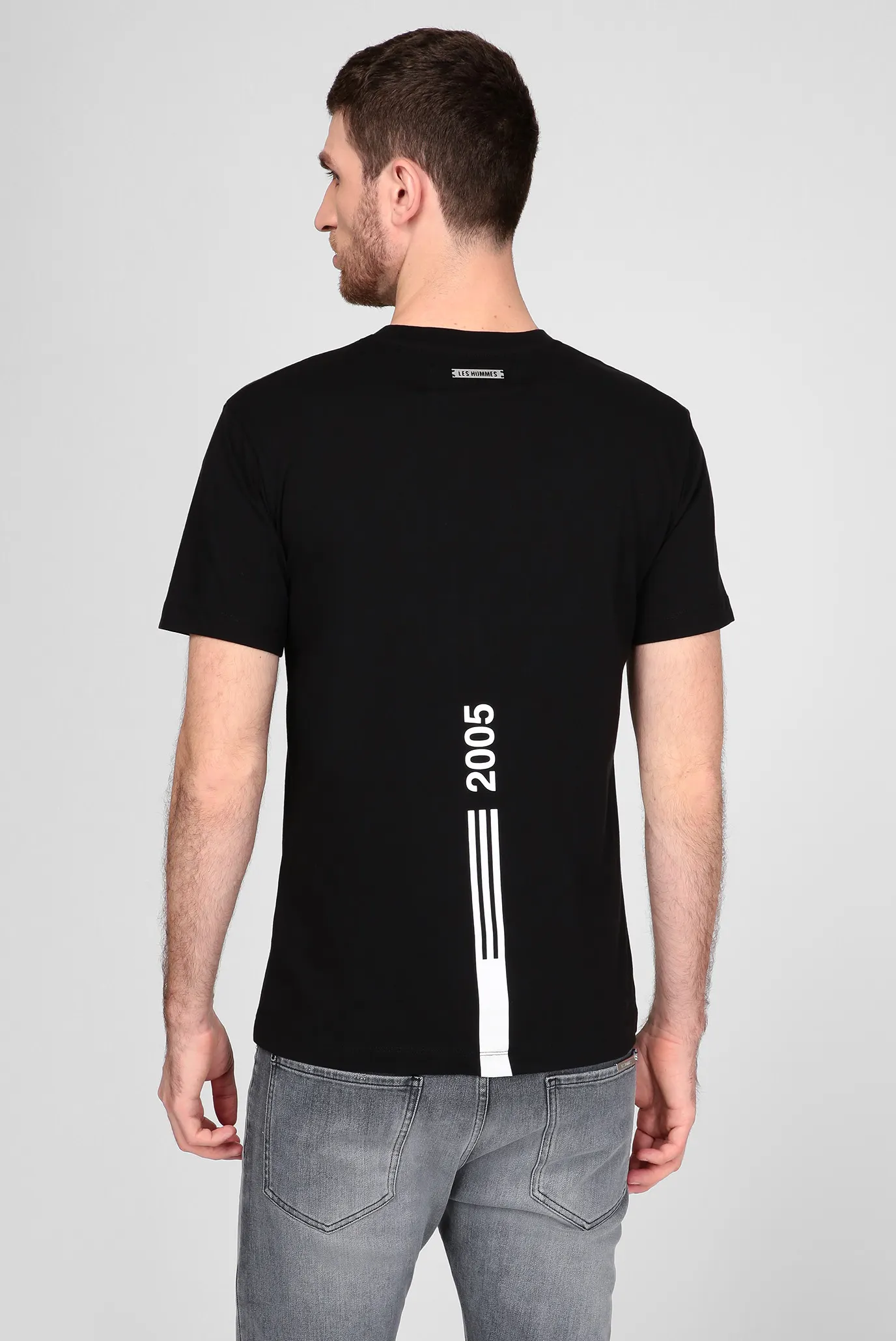 Чоловіча чорна футболка 3