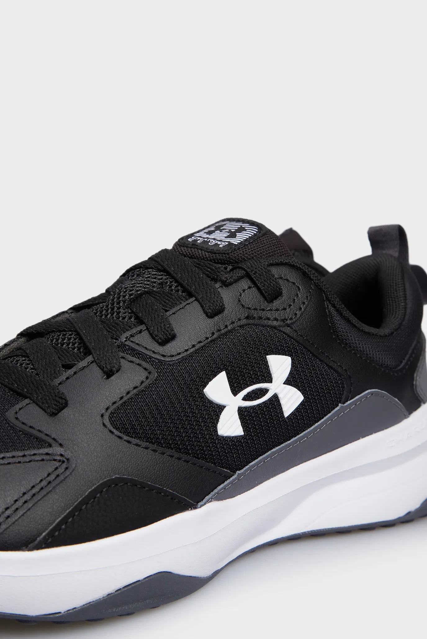 Мужские черные кроссовки UA Charged Edge 2