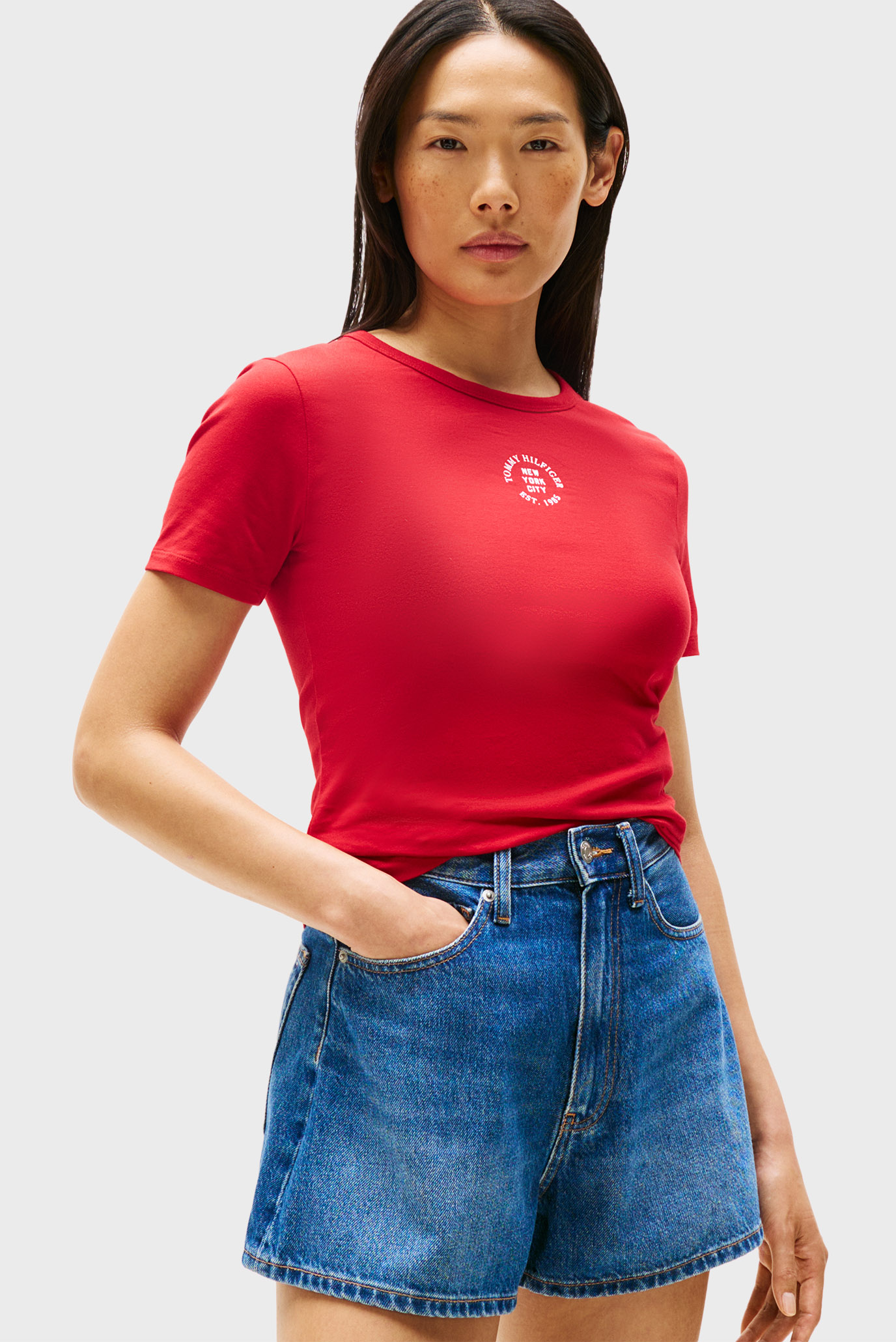 Женская красная футболка STAMP LOGO SLIM C-NK SS Красный S Tommy Hilfiger WW0WW45809 Женская красная футболка STAMP LOGO SLIM C-NK SS Красный S Tommy Hilfiger WW0WW45809