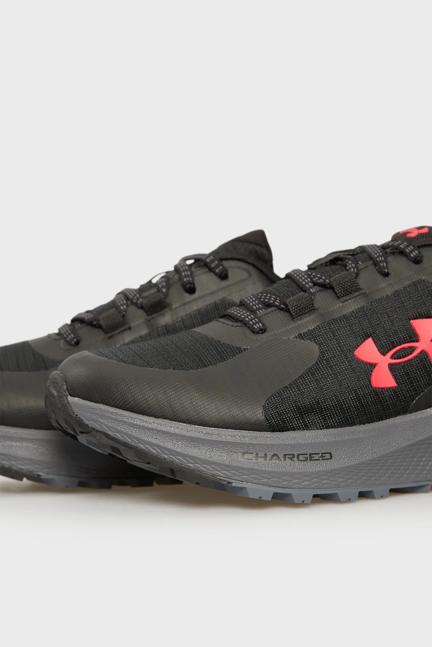 Чоловічі чорні кросівки UA Charged Bandit 2