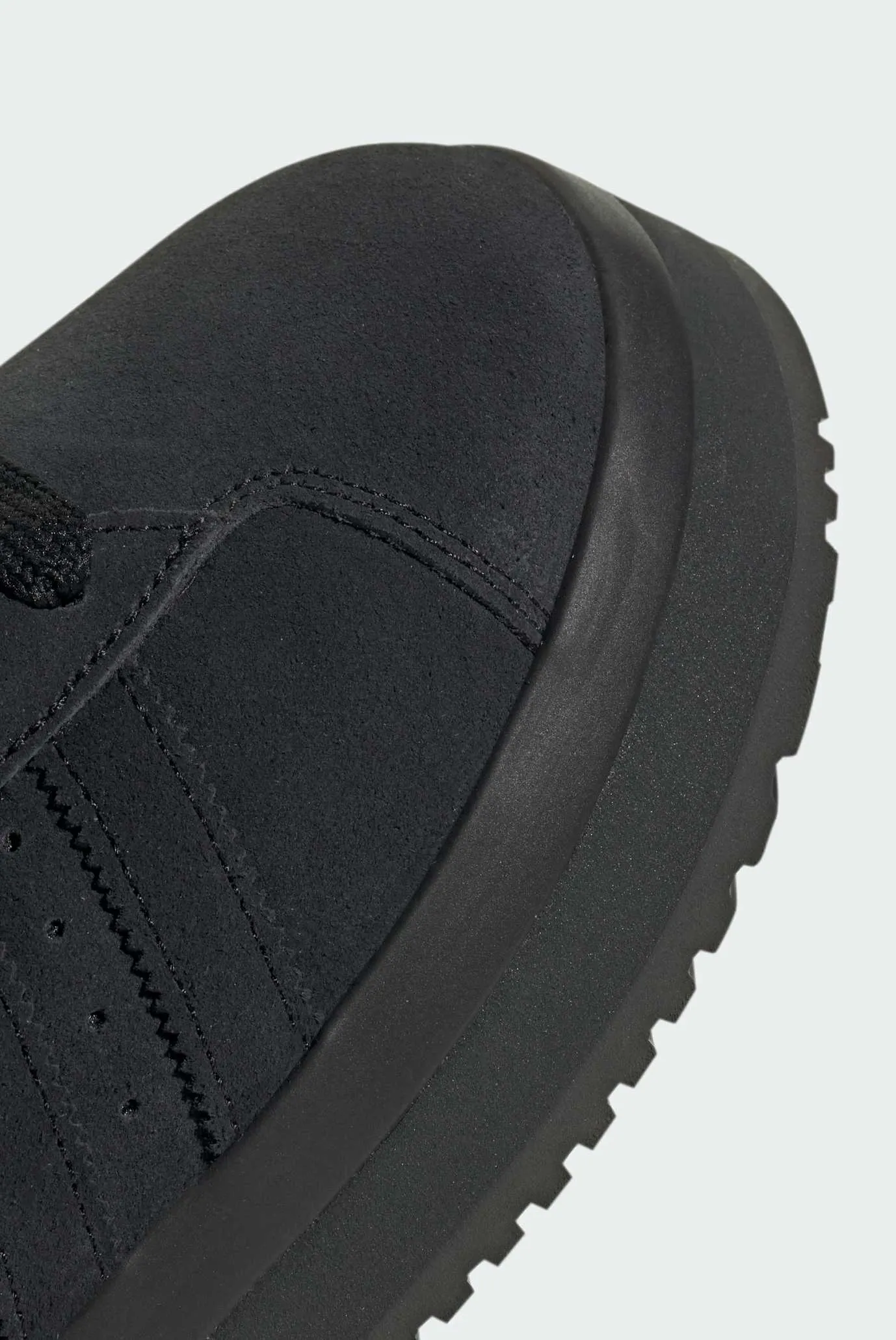 Жіночі чорні замшеві хайтопи Campus 00s Winter Mid 8