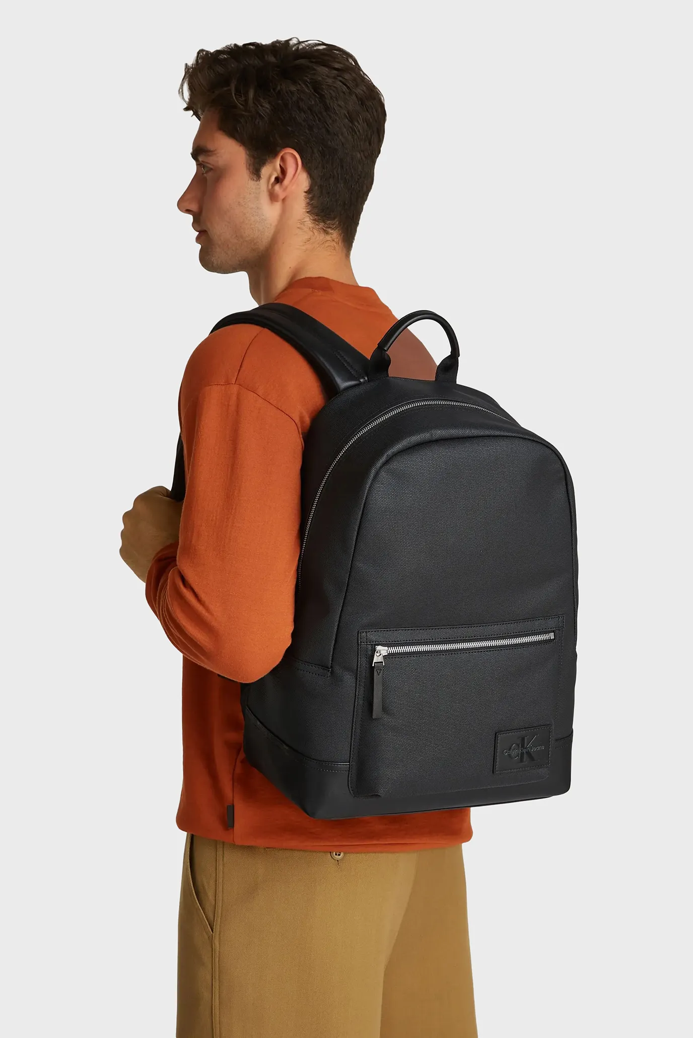 Мужской черный рюкзак COATED CENTER ZIP BACKPACK43 Calvin Klein