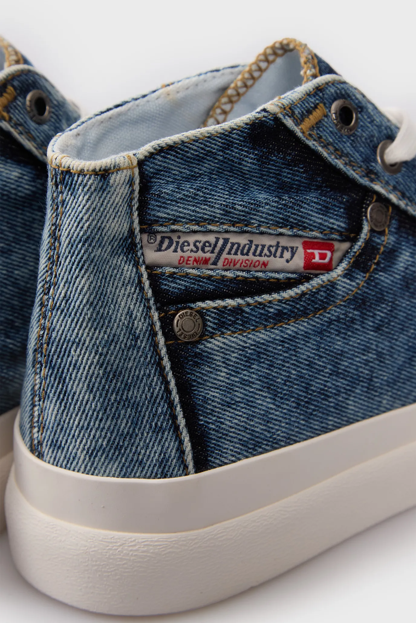 Жіночі сині джинсові кеди ATHOS NMD 2