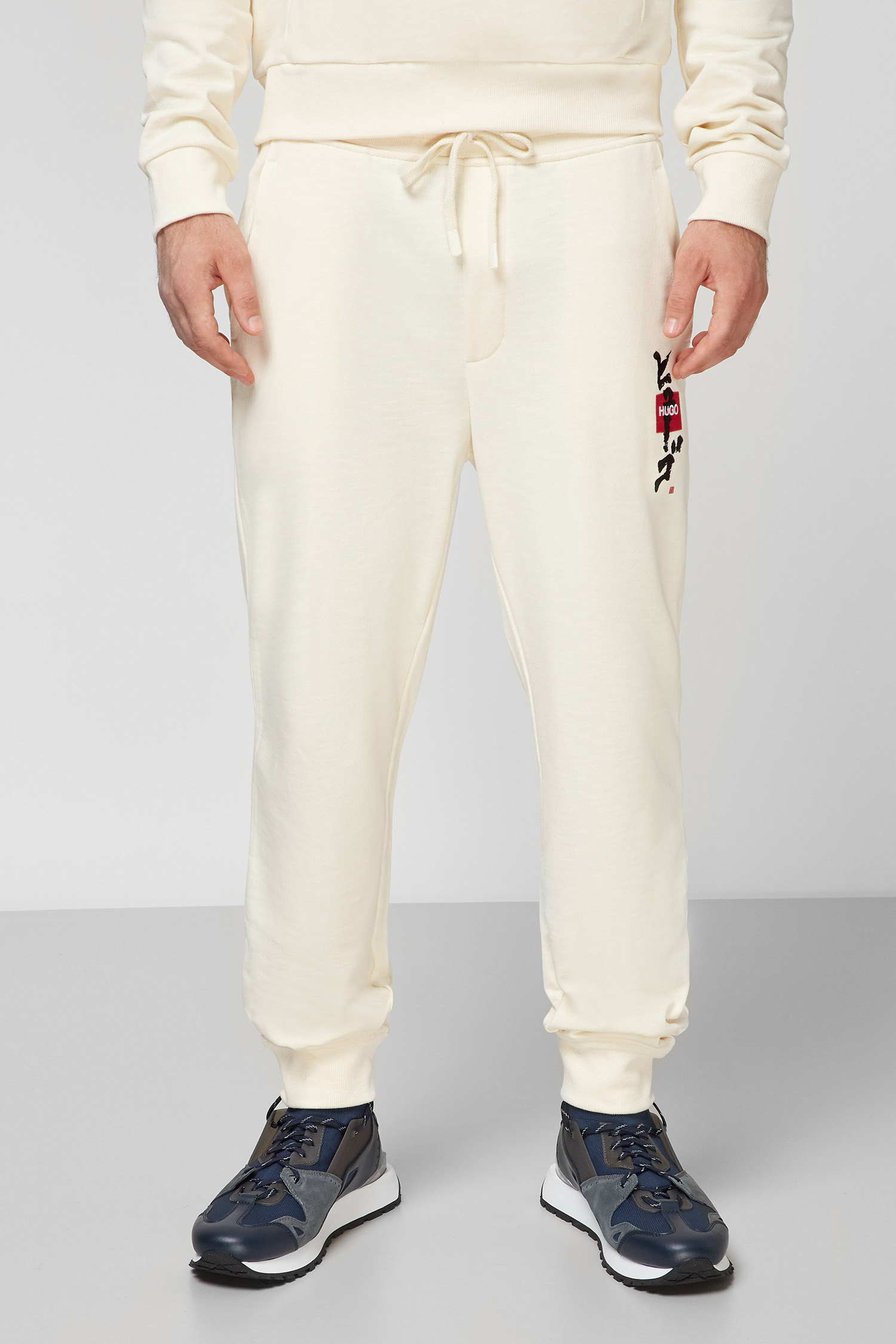 Мужские белые спортивные брюки 1