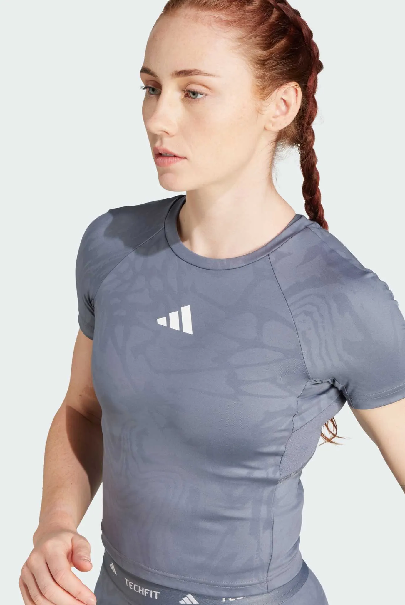 Женская серая футболка с узором Techfit Printed 4