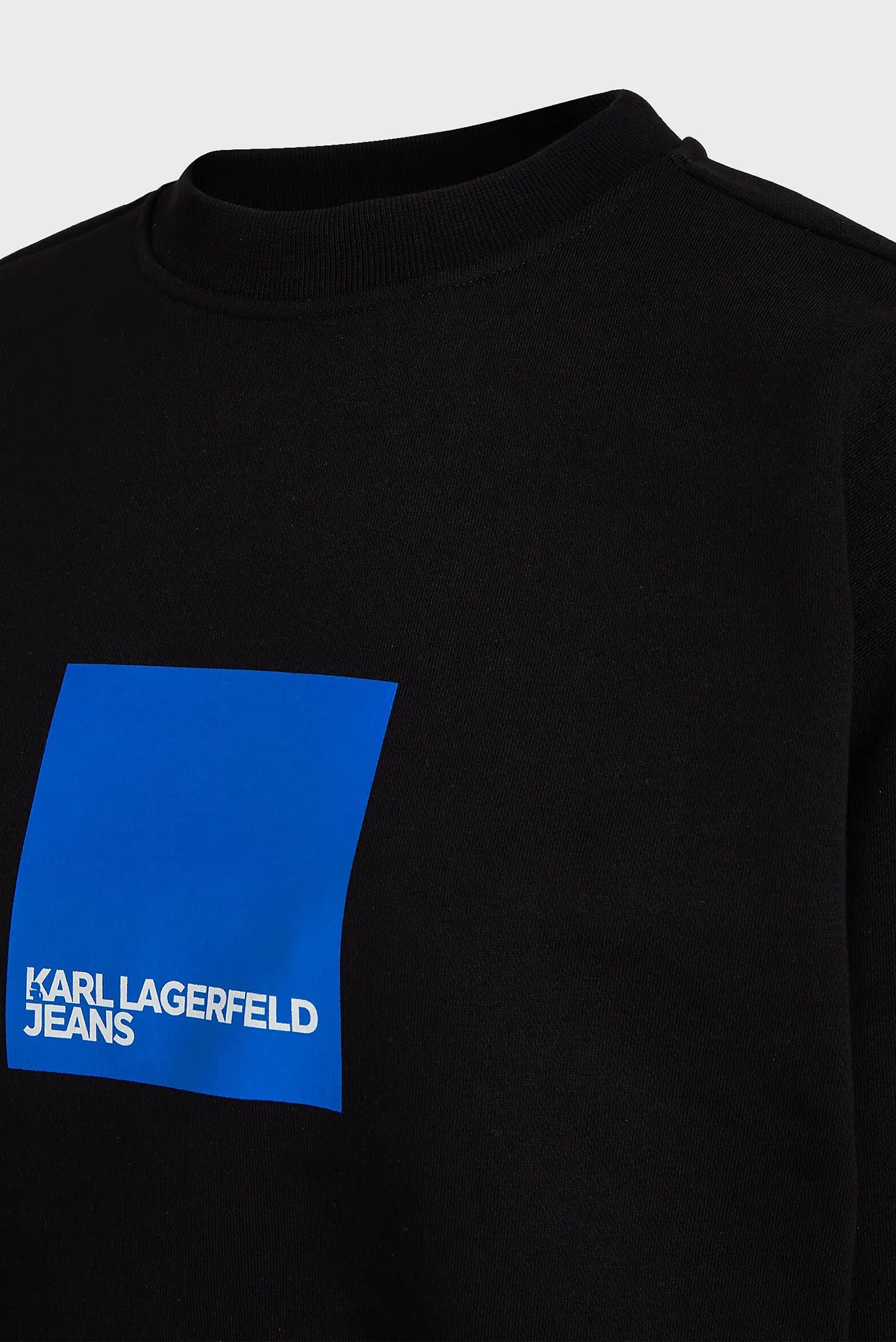 Женский черный свитшот 5