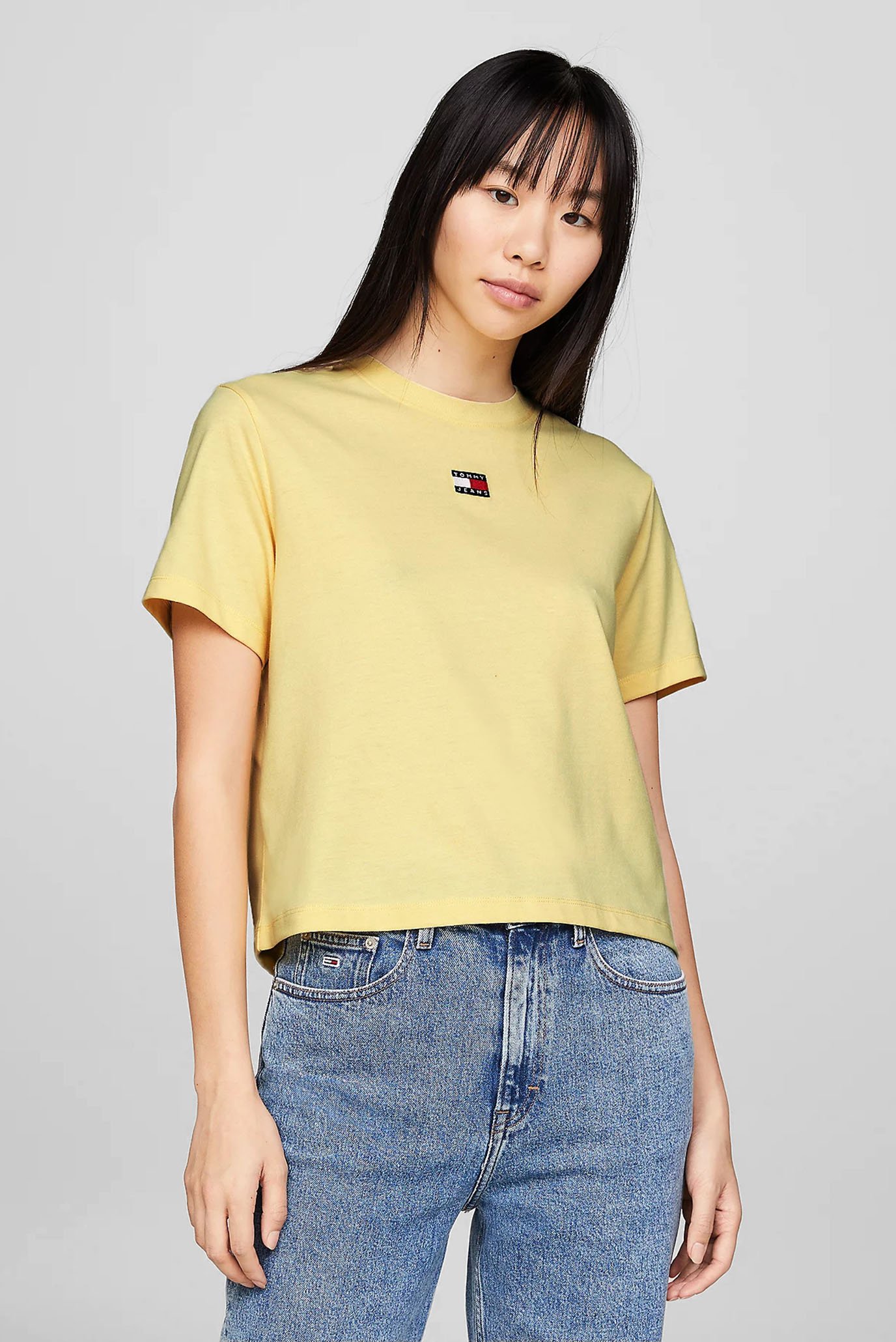 Женская желтая футболка TJW BXY BADGE TEE EXT 1