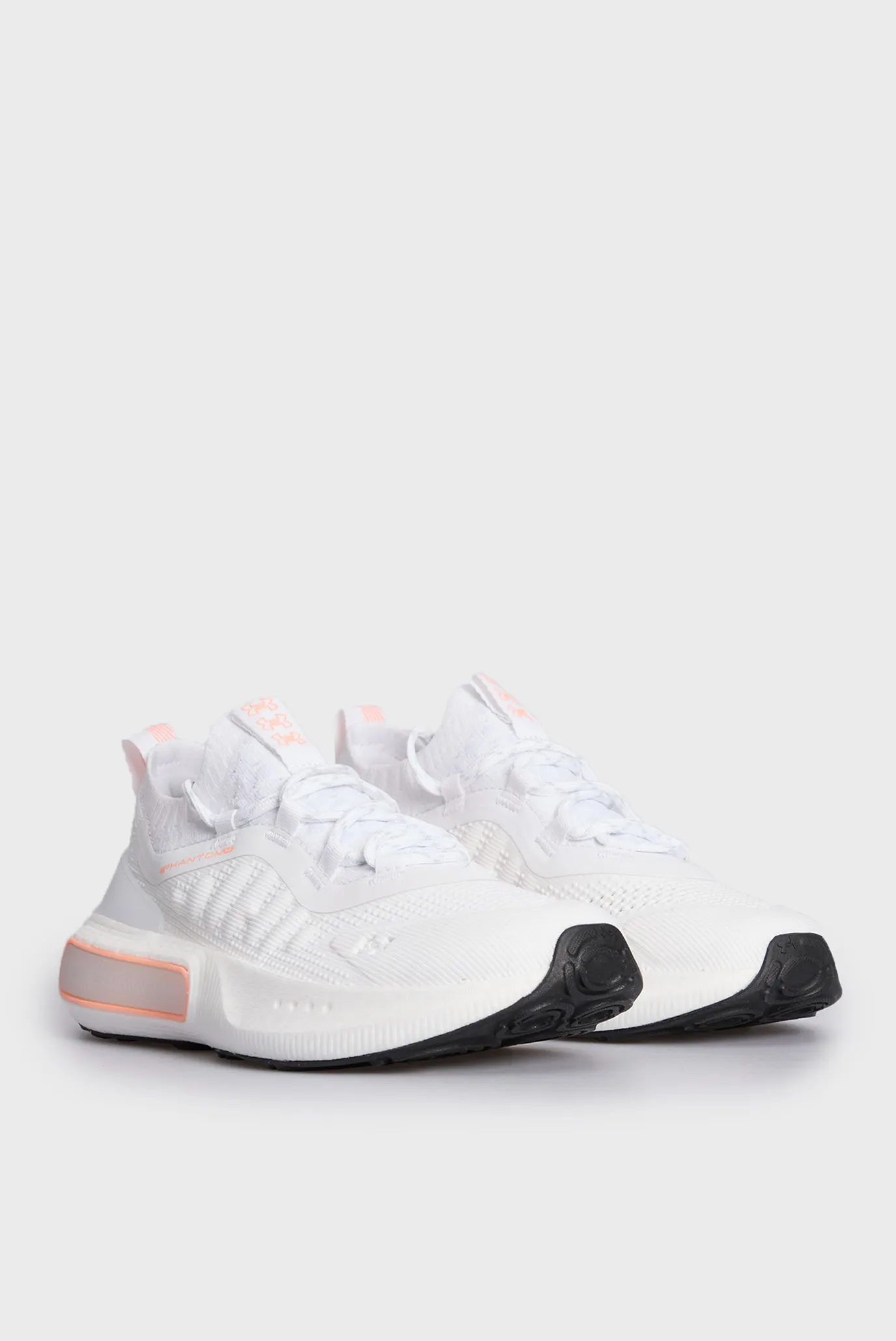 Жіночі білі кросівки UA W Phantom 4 3