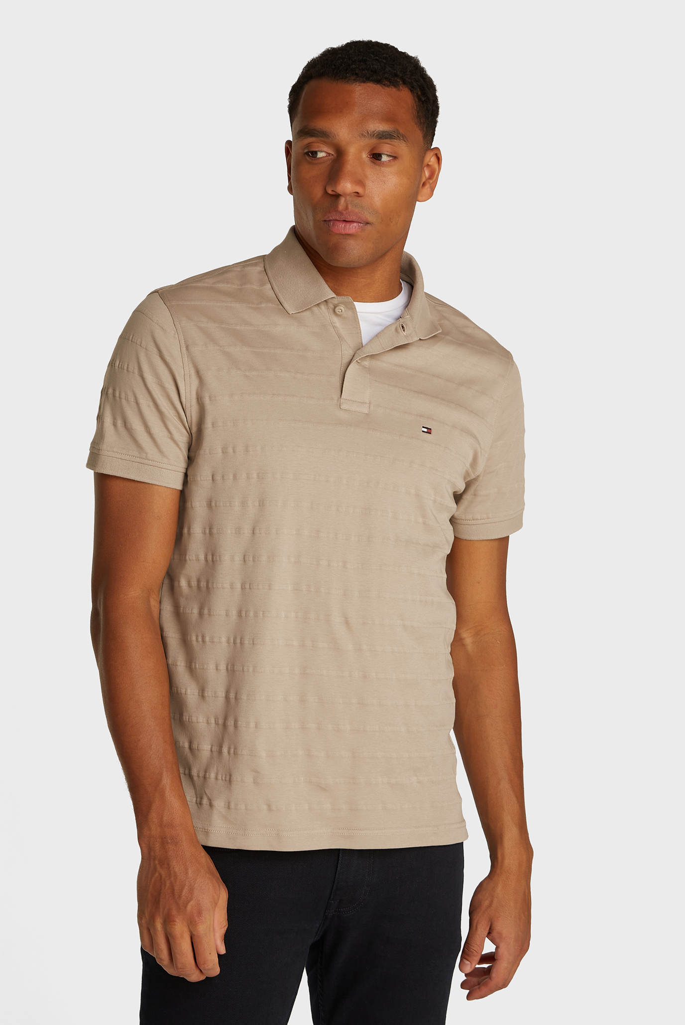 Мужское бежевое поло в полоску JACQUARD STRIPE REG POLO Бежевый XXL Tommy Hilfiger MW0MW37528 Мужское бежевое поло в полоску JACQUARD STRIPE REG POLO Бежевый XXL Tommy Hilfiger MW0MW37528