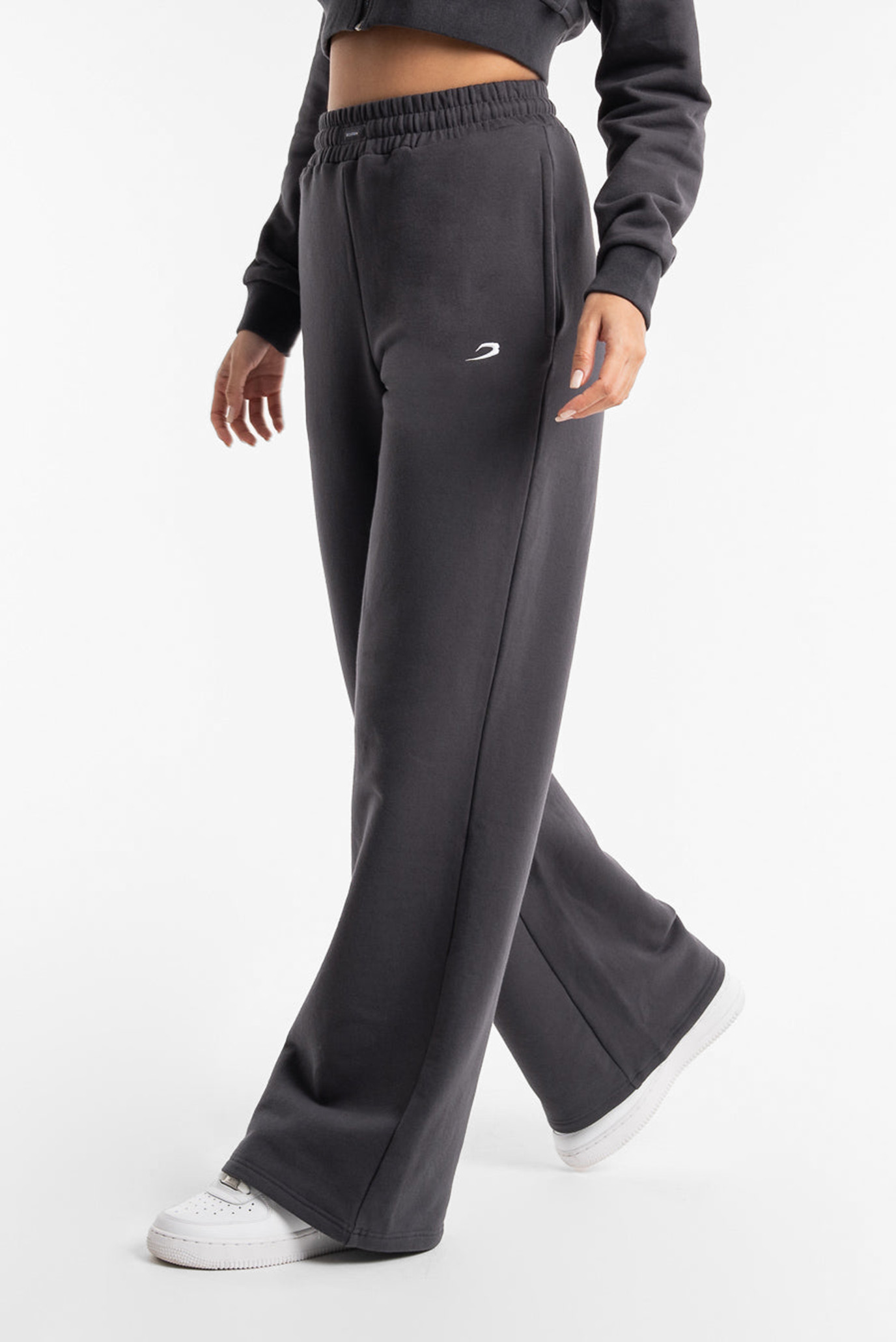 Женские серые спортивные брюки Winstone 1
