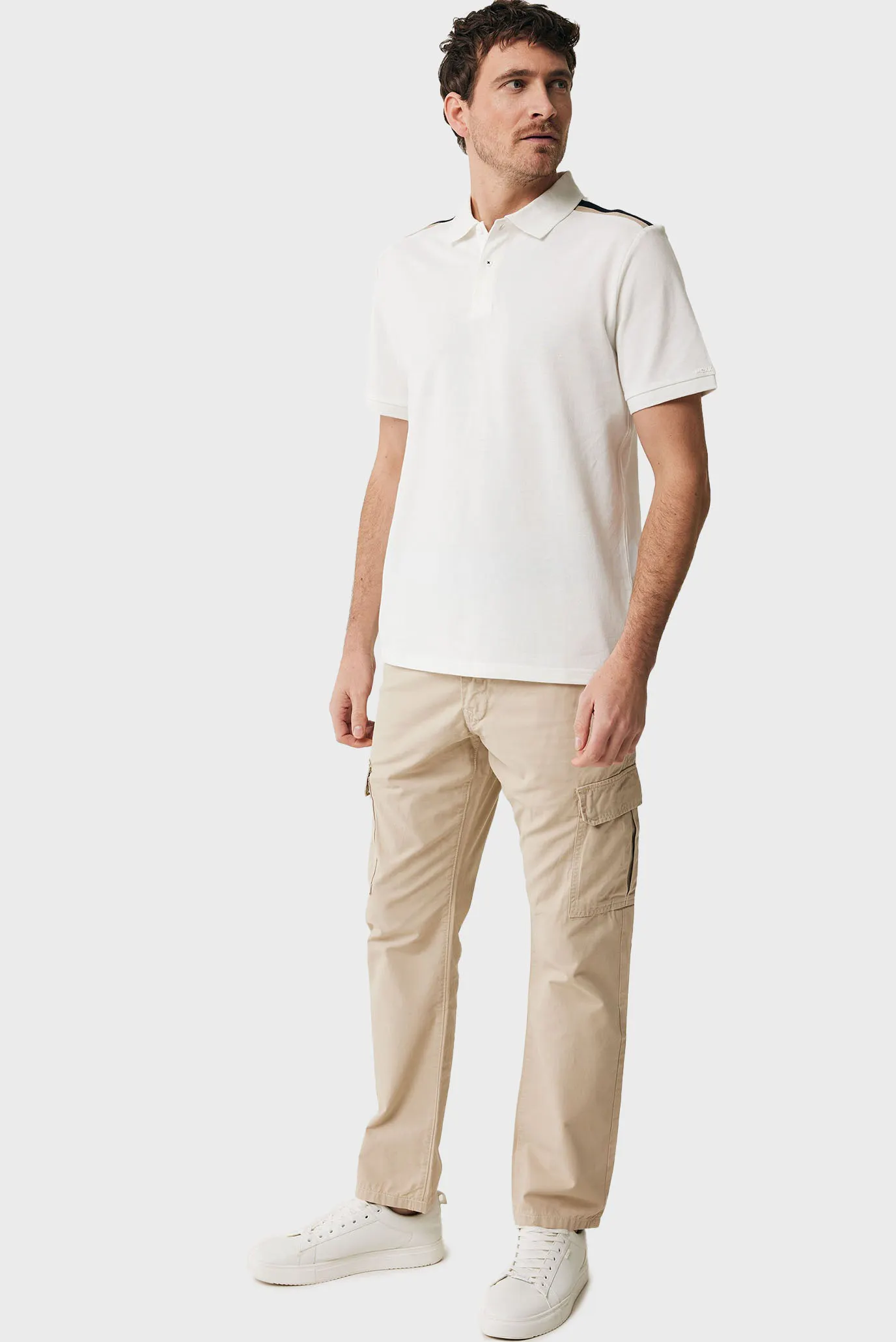 Чоловіче біле поло 2