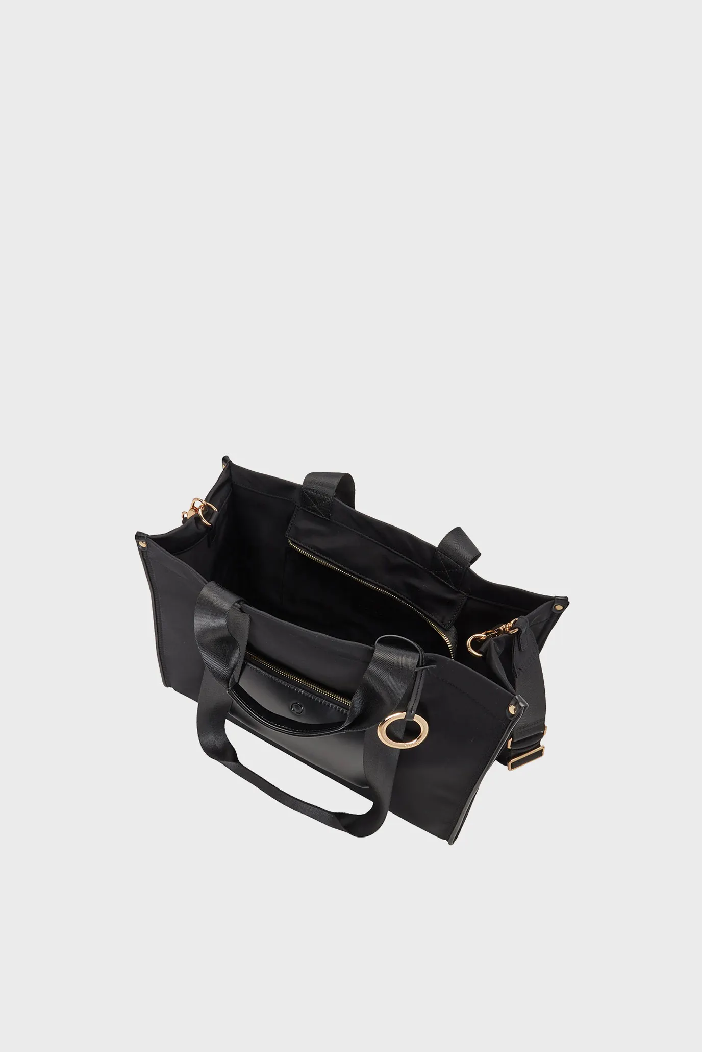 Жіноча чорна сумка Bon Ton 3