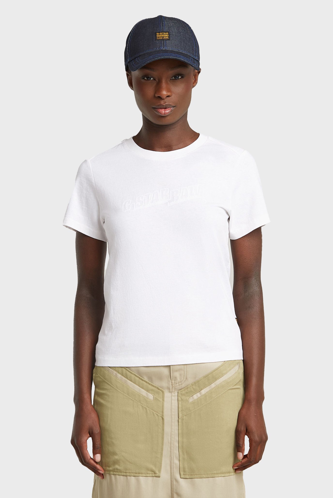 Женская белая футболка Embro Белый M G-Star RAW D26248,D101 Женская белая футболка Embro Белый M G-Star RAW D26248,D101