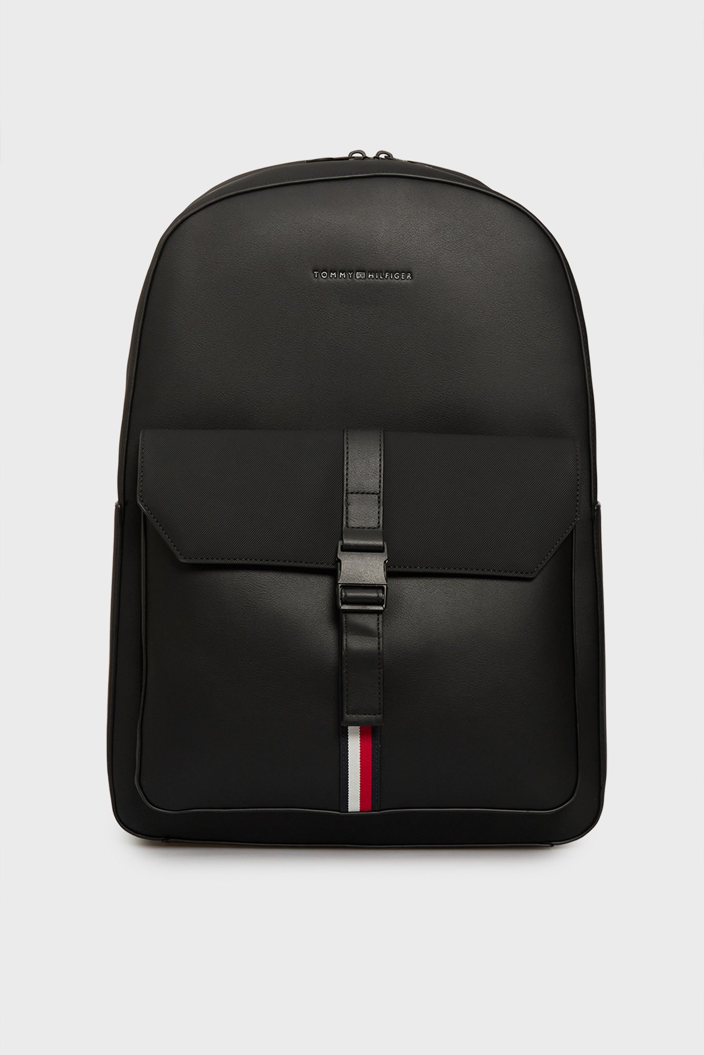 Мужской черный рюкзак TH FOUNDATION Черный ONESIZE Tommy Hilfiger AM0AM13476 Мужской черный рюкзак TH FOUNDATION Черный ONESIZE Tommy Hilfiger AM0AM13476