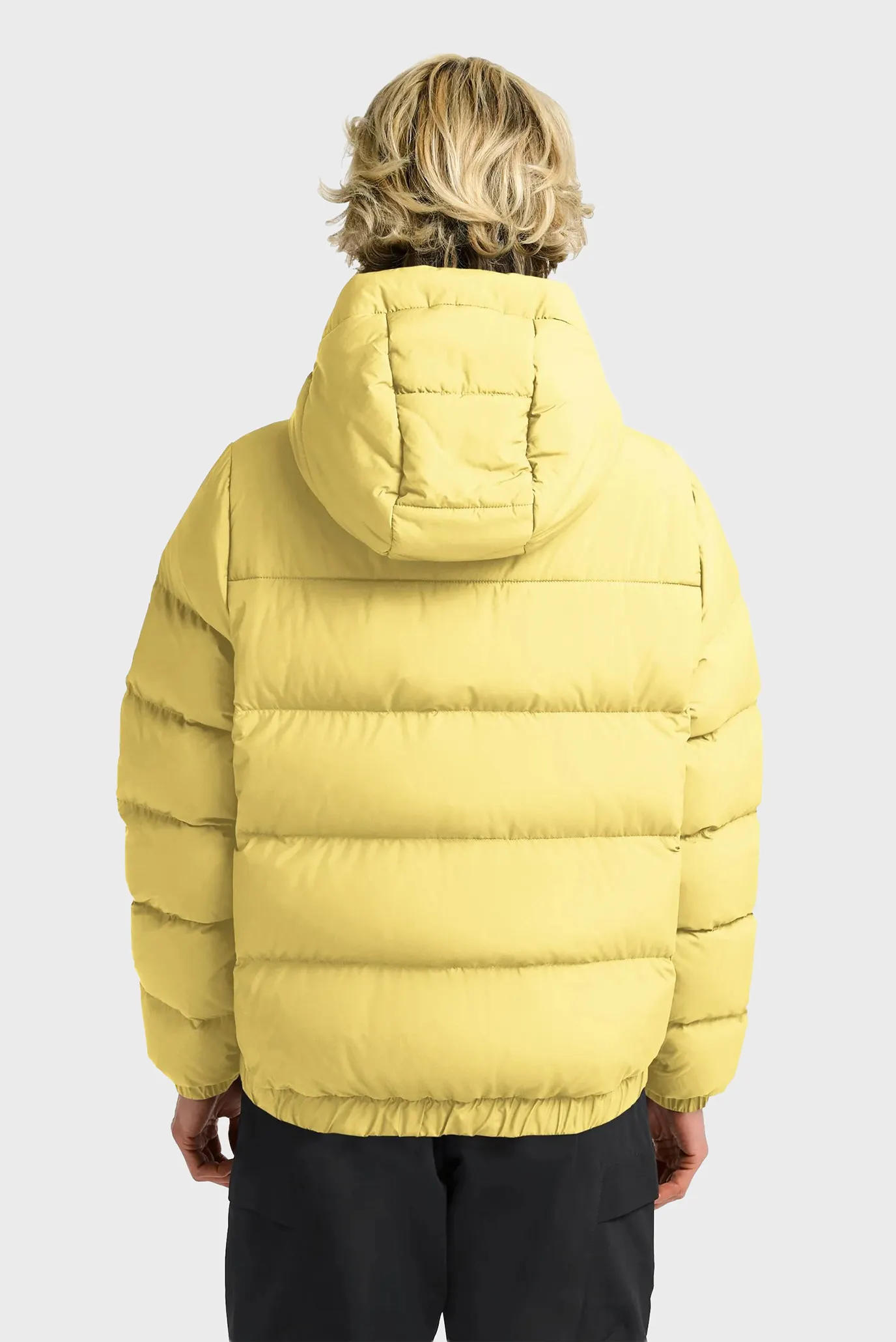 Женский желтый пуховик 3