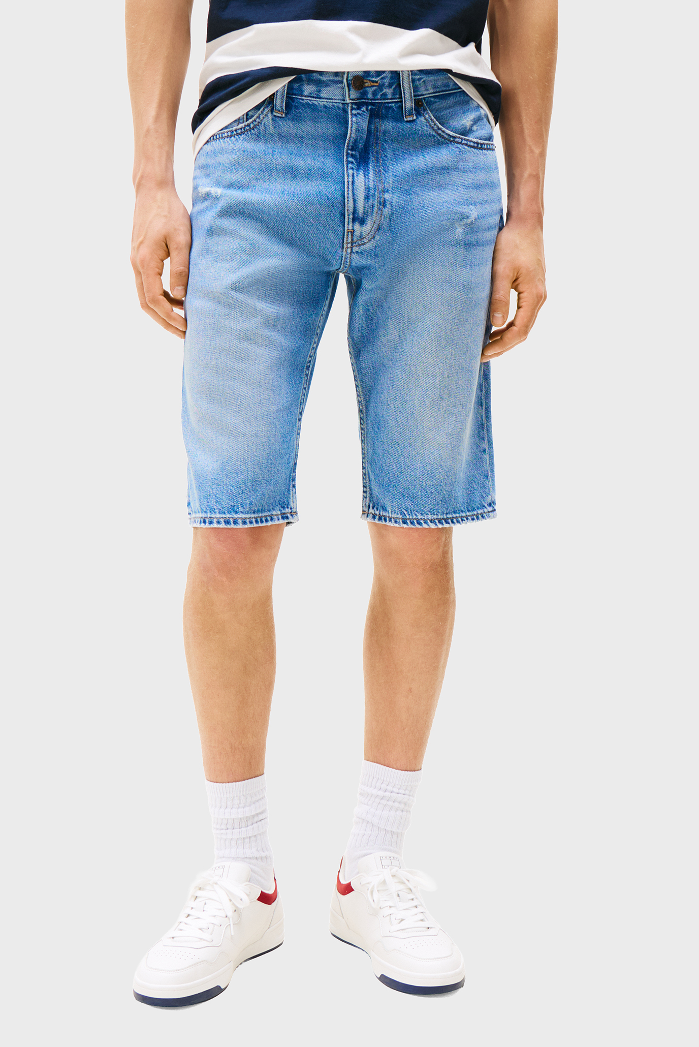 Мужские голубые джинсовые шорты RYAN Голубой 29 Tommy Jeans DM0DM21855 Мужские голубые джинсовые шорты RYAN Голубой 29 Tommy Jeans DM0DM21855