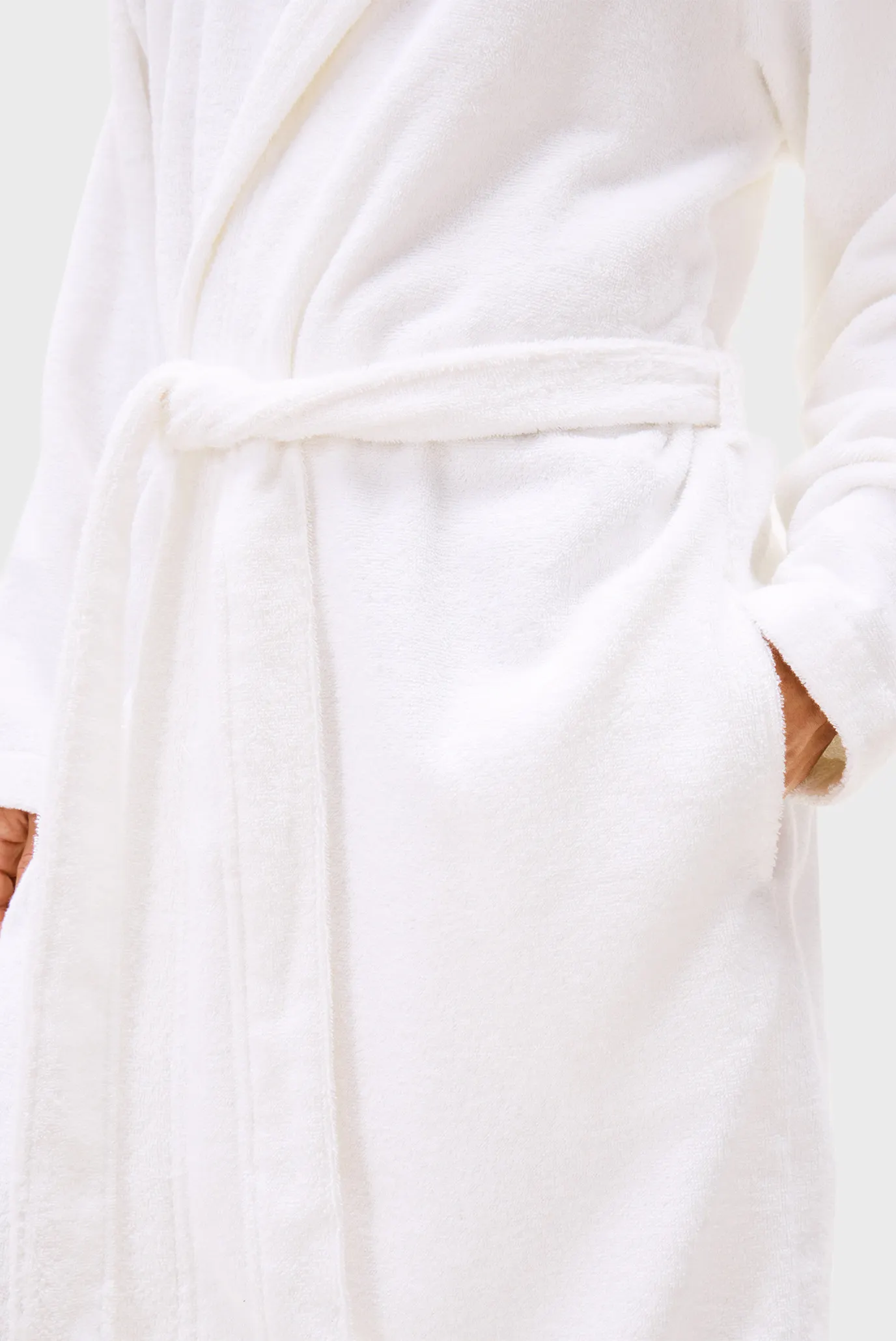 Мужской белый халат HOODED 3