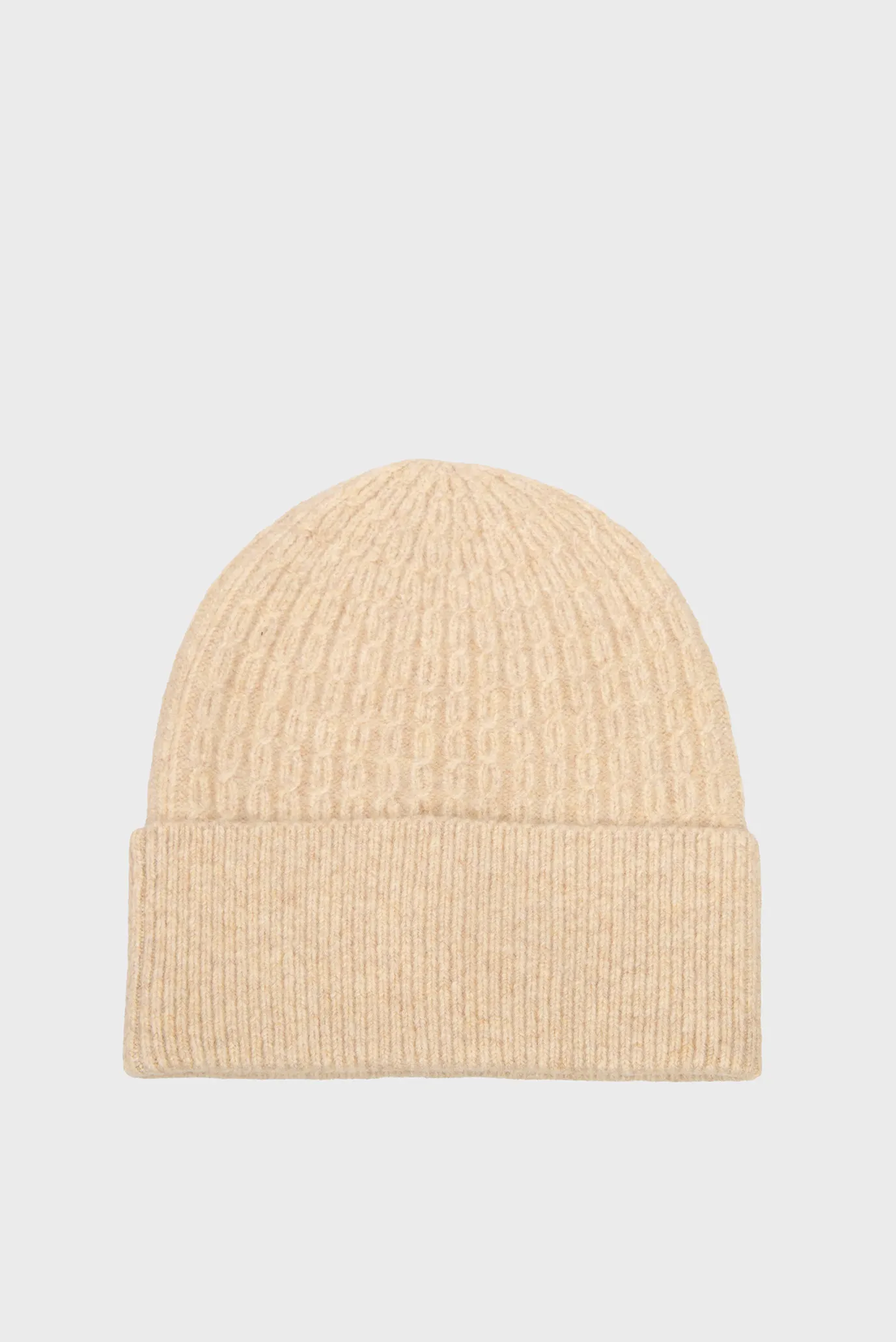 Жіноча бежева шапка CABLE 3