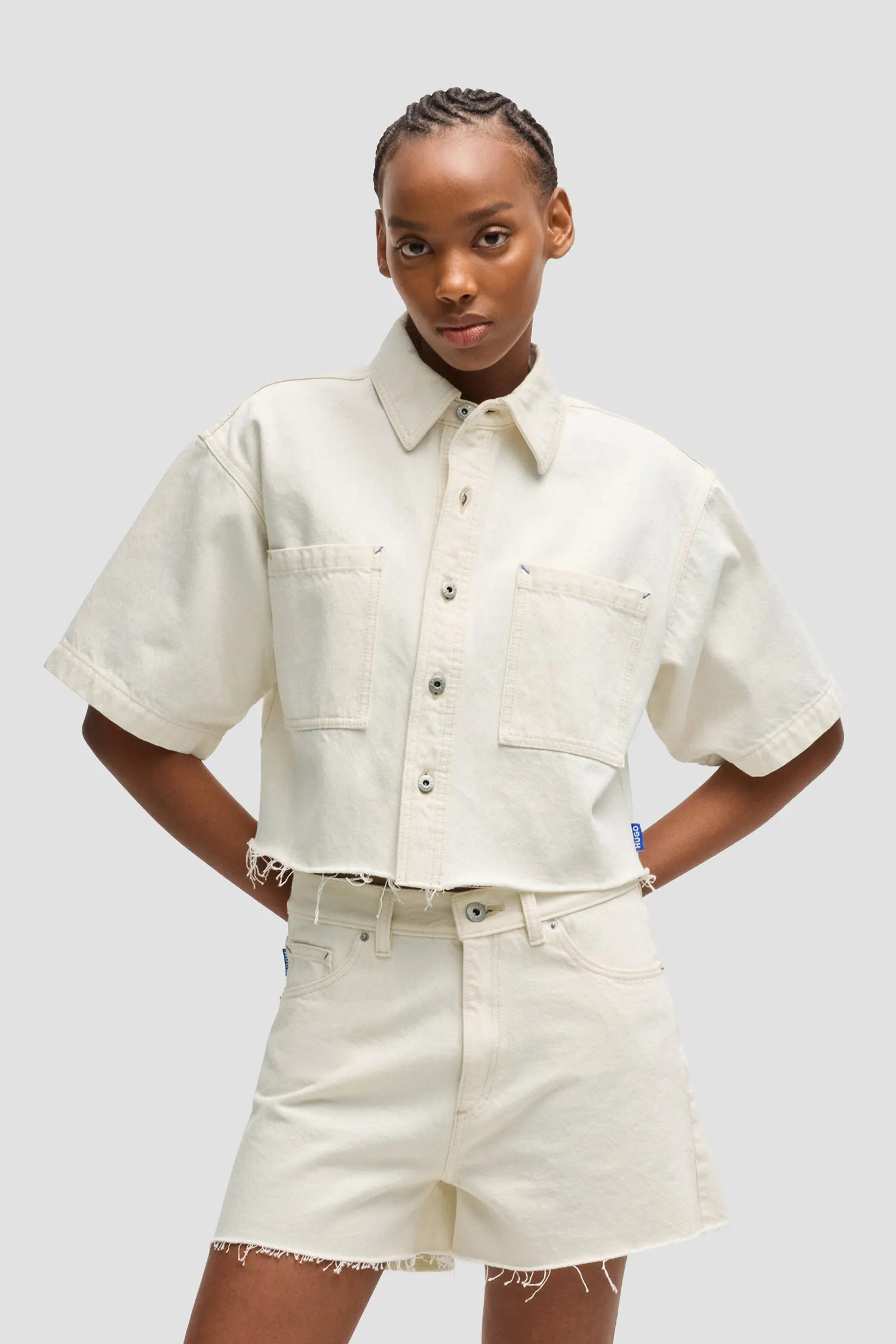 Жіноча біла джинсова сорочка 1