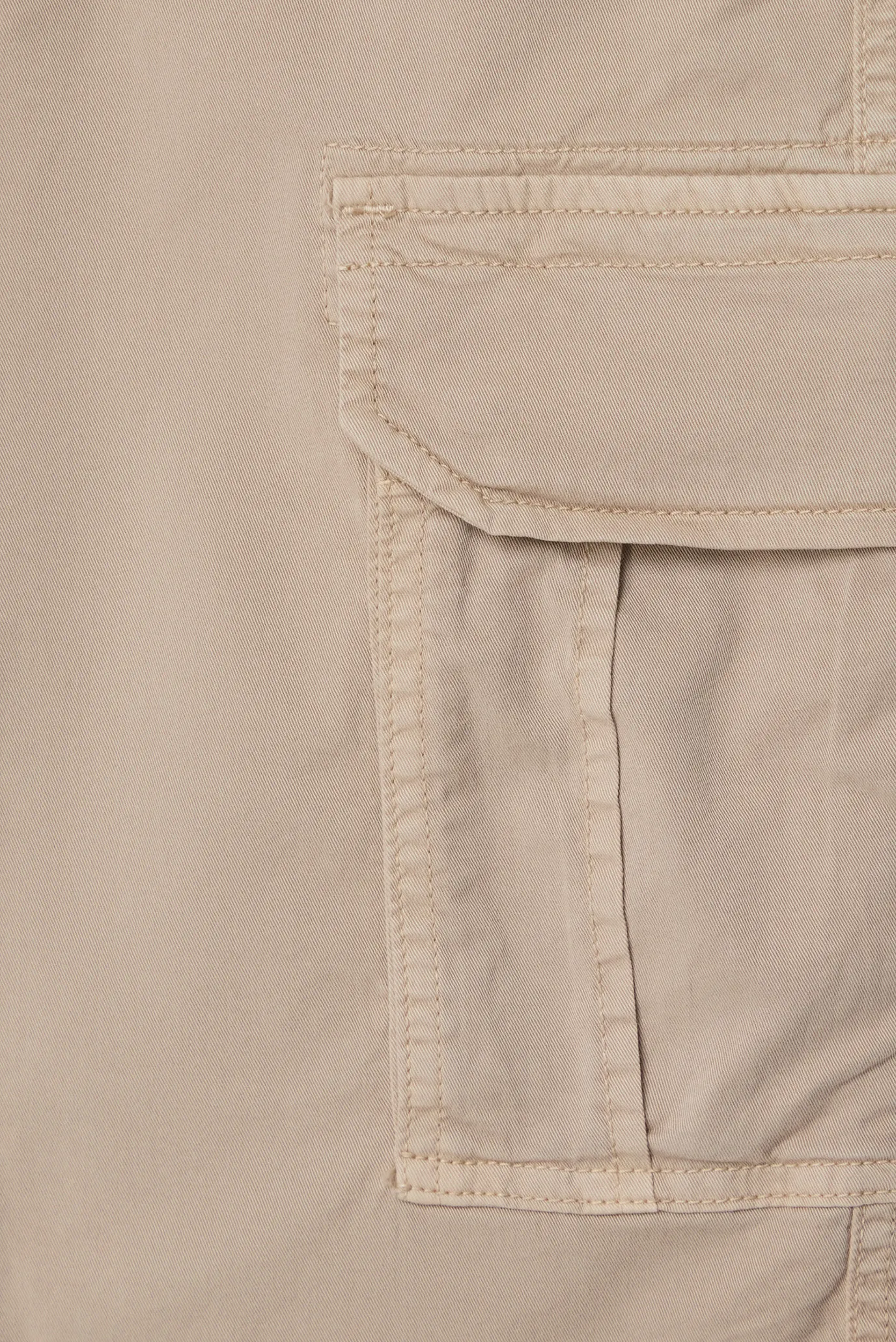 Дитячі бежеві шорти 3